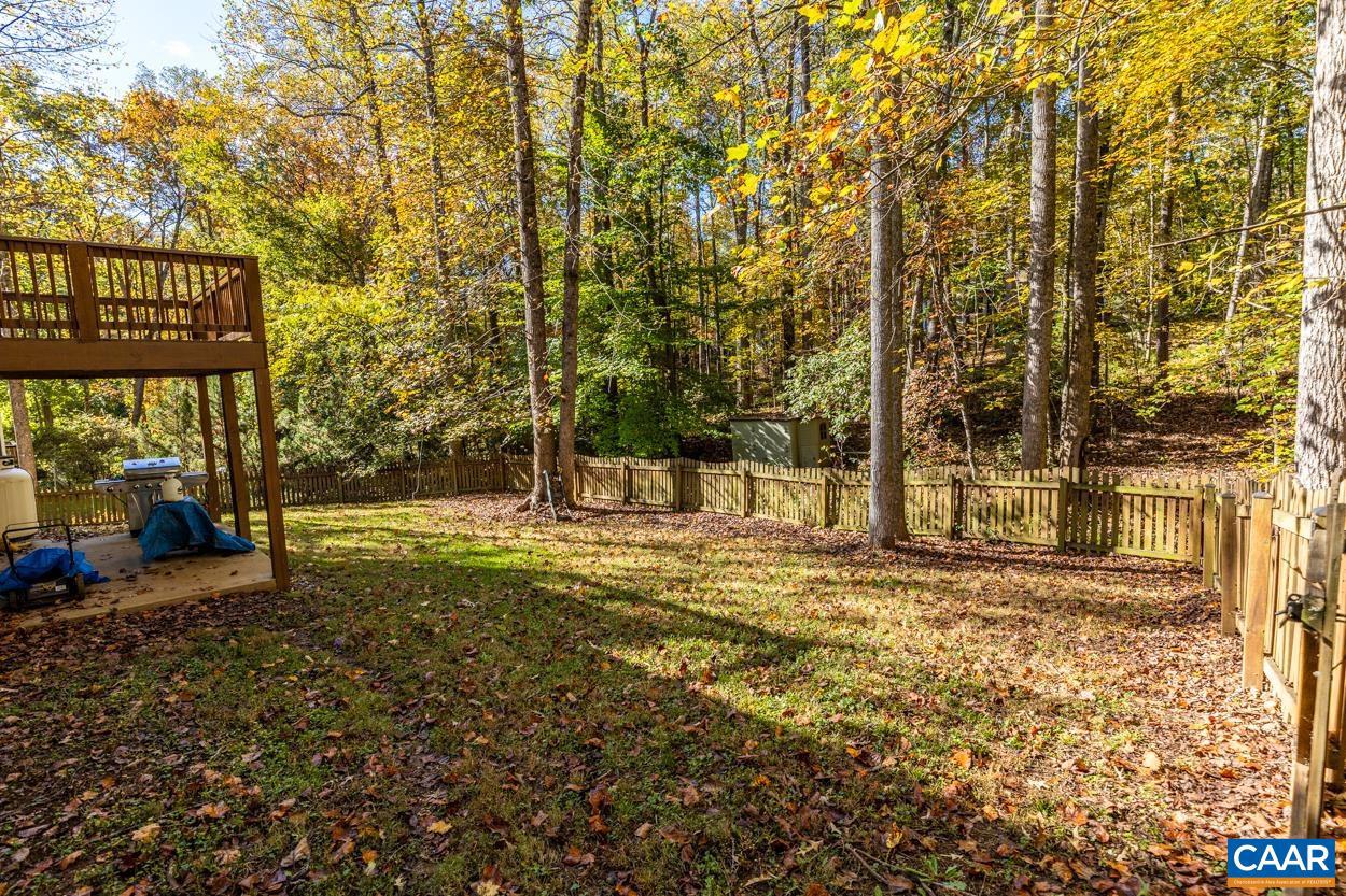 LAKE MONTICELLO - Residential