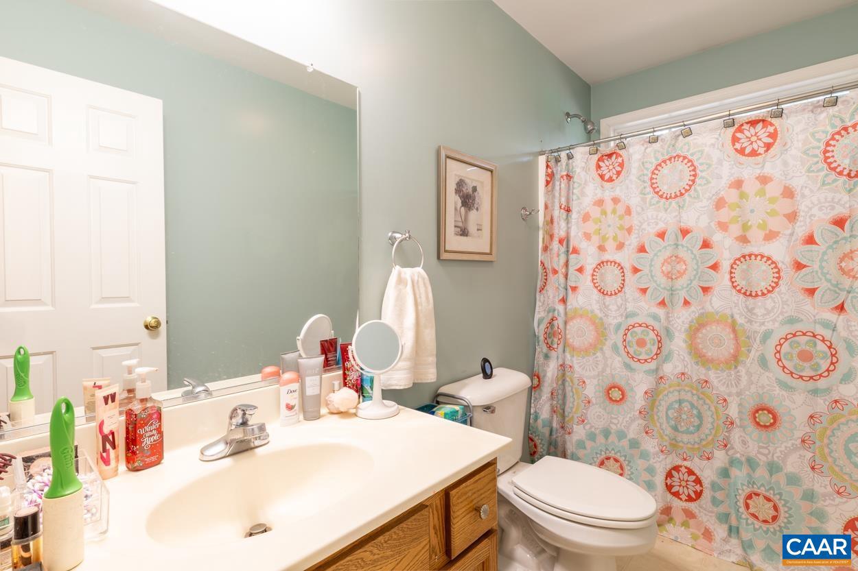 LAKE MONTICELLO - Residential