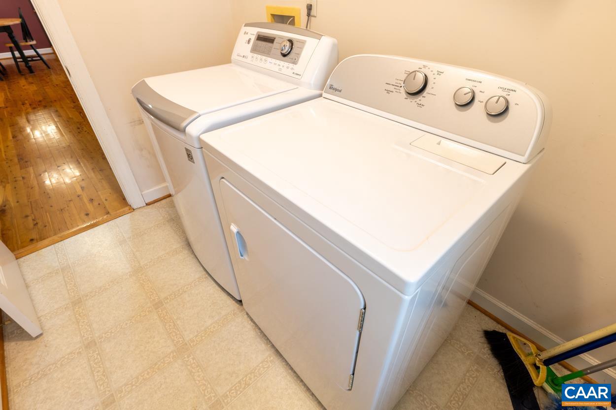 LAKE MONTICELLO - Residential