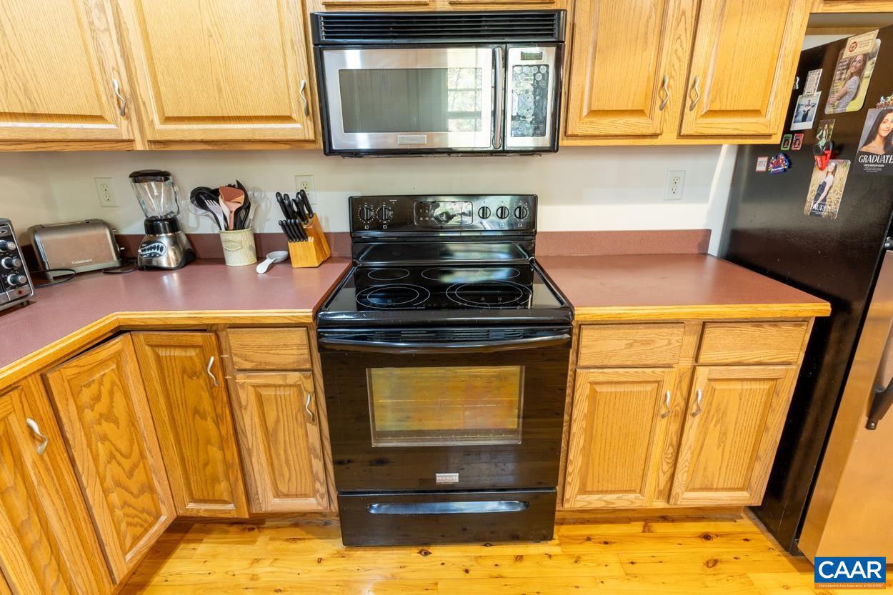 LAKE MONTICELLO - Residential