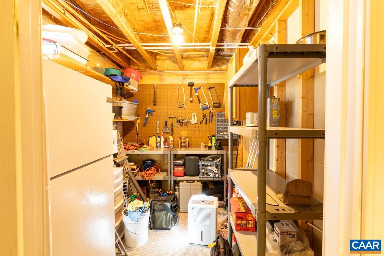 LAKE MONTICELLO - Residential