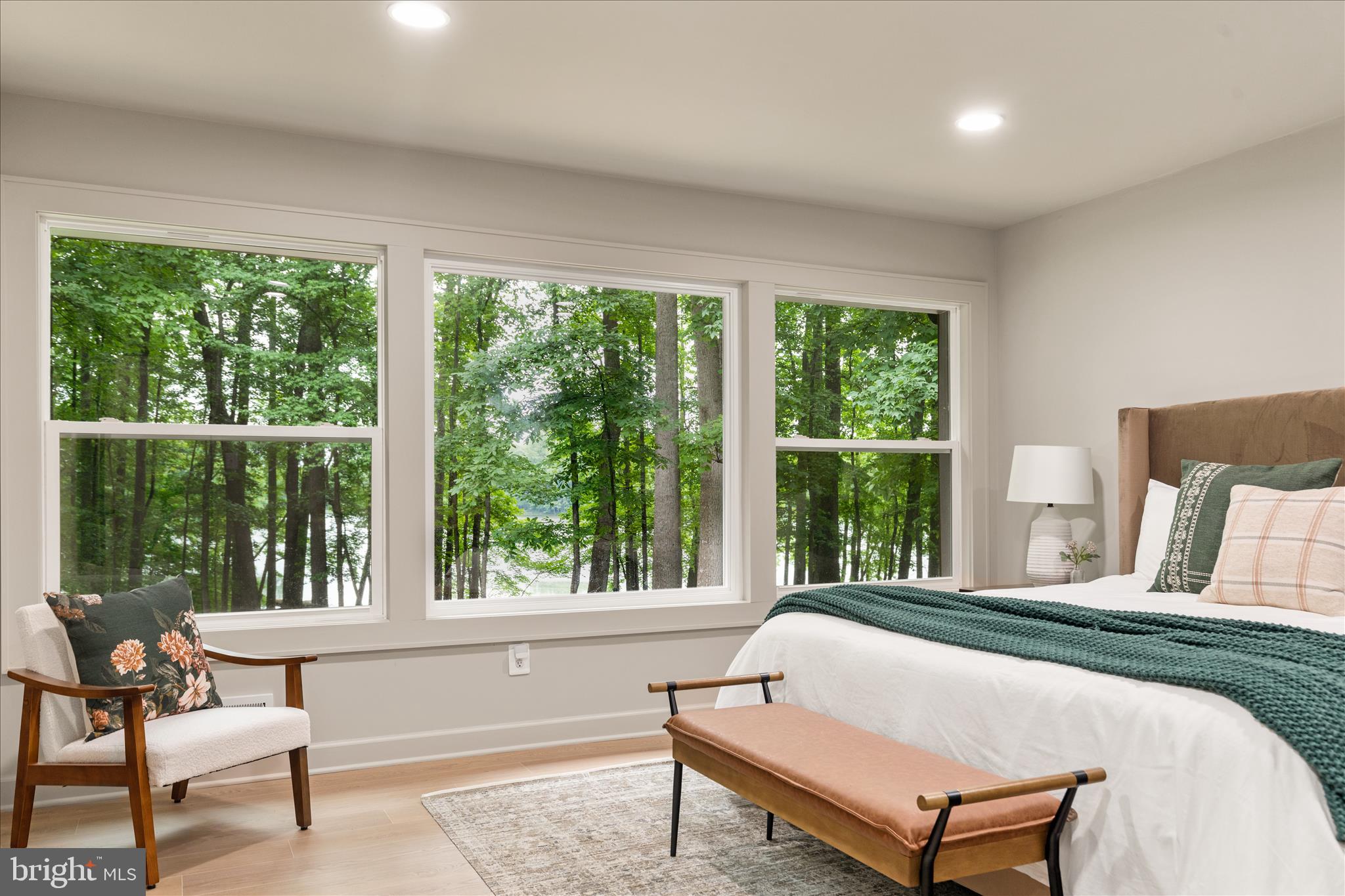 LAKEWOOD - Residential