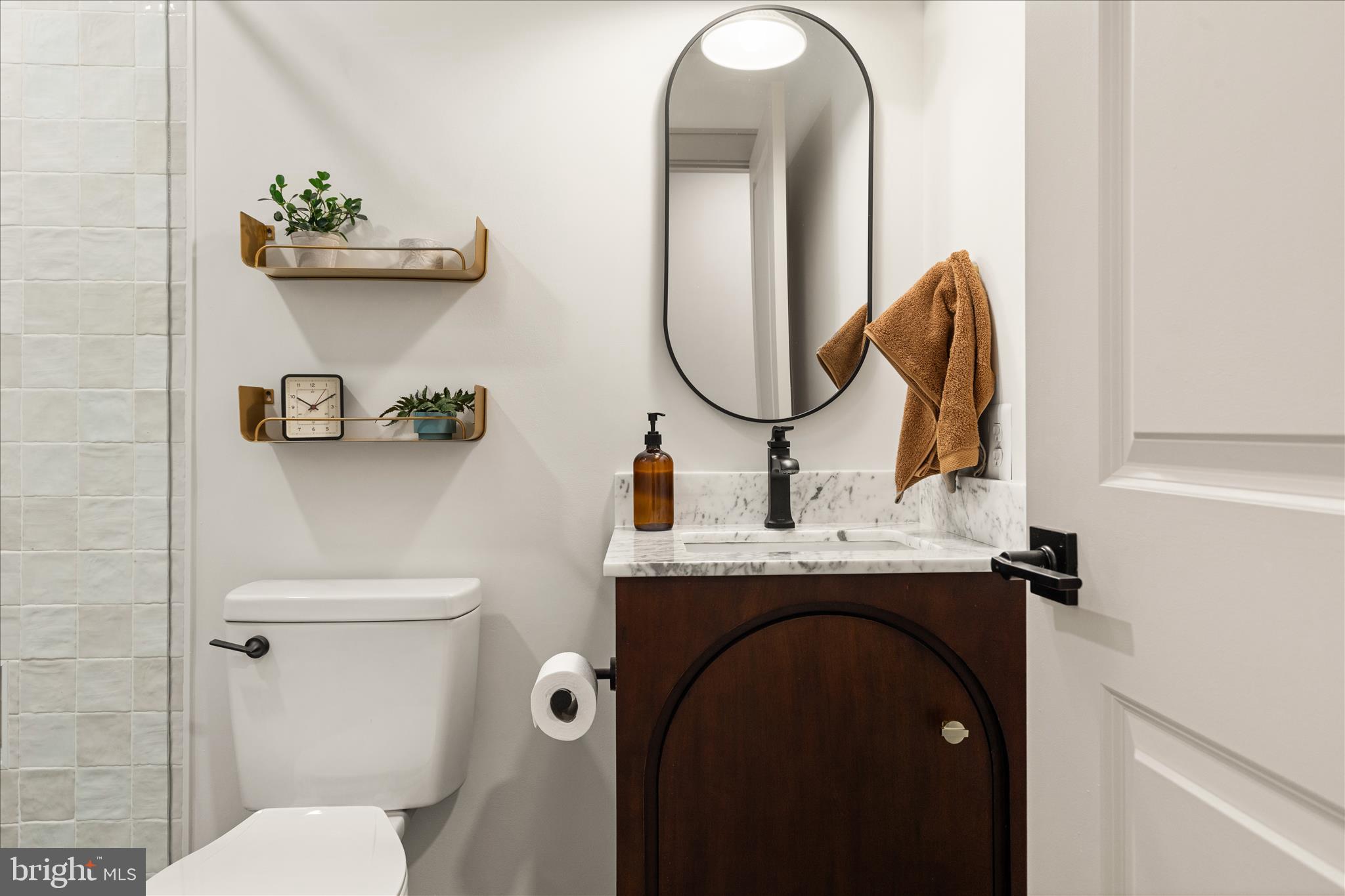 LAKEWOOD - Residential