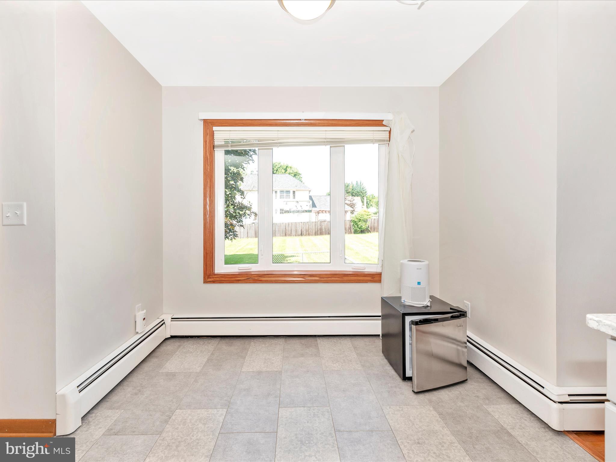 WEST HILLS - Residential