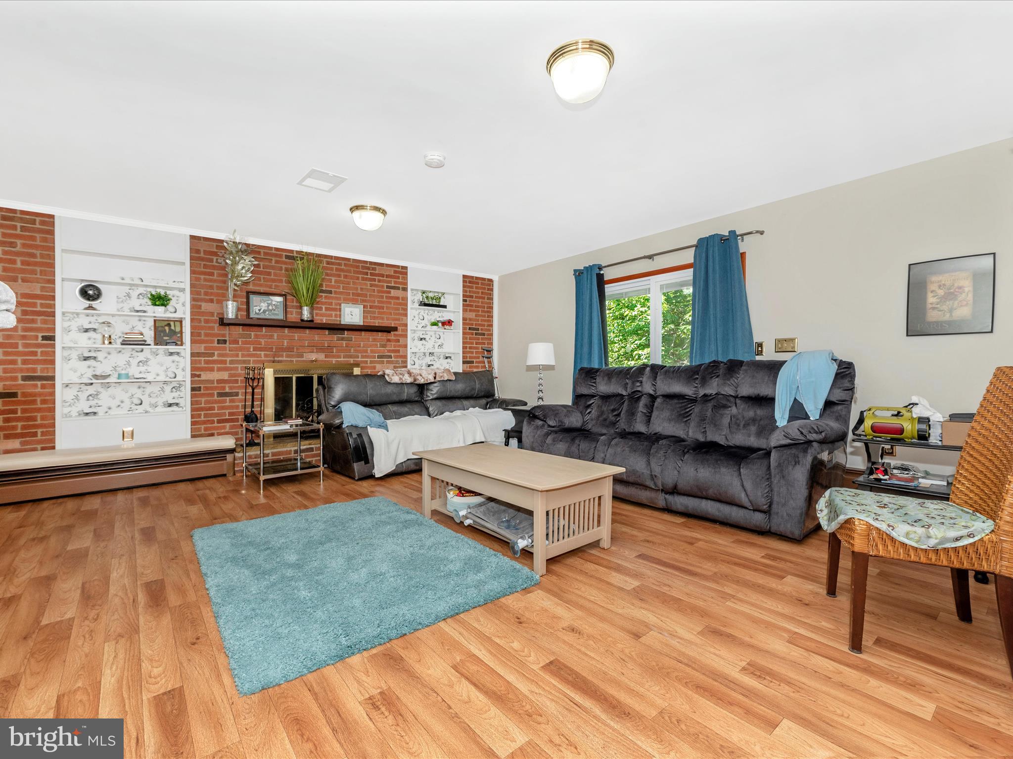 WEST HILLS - Residential