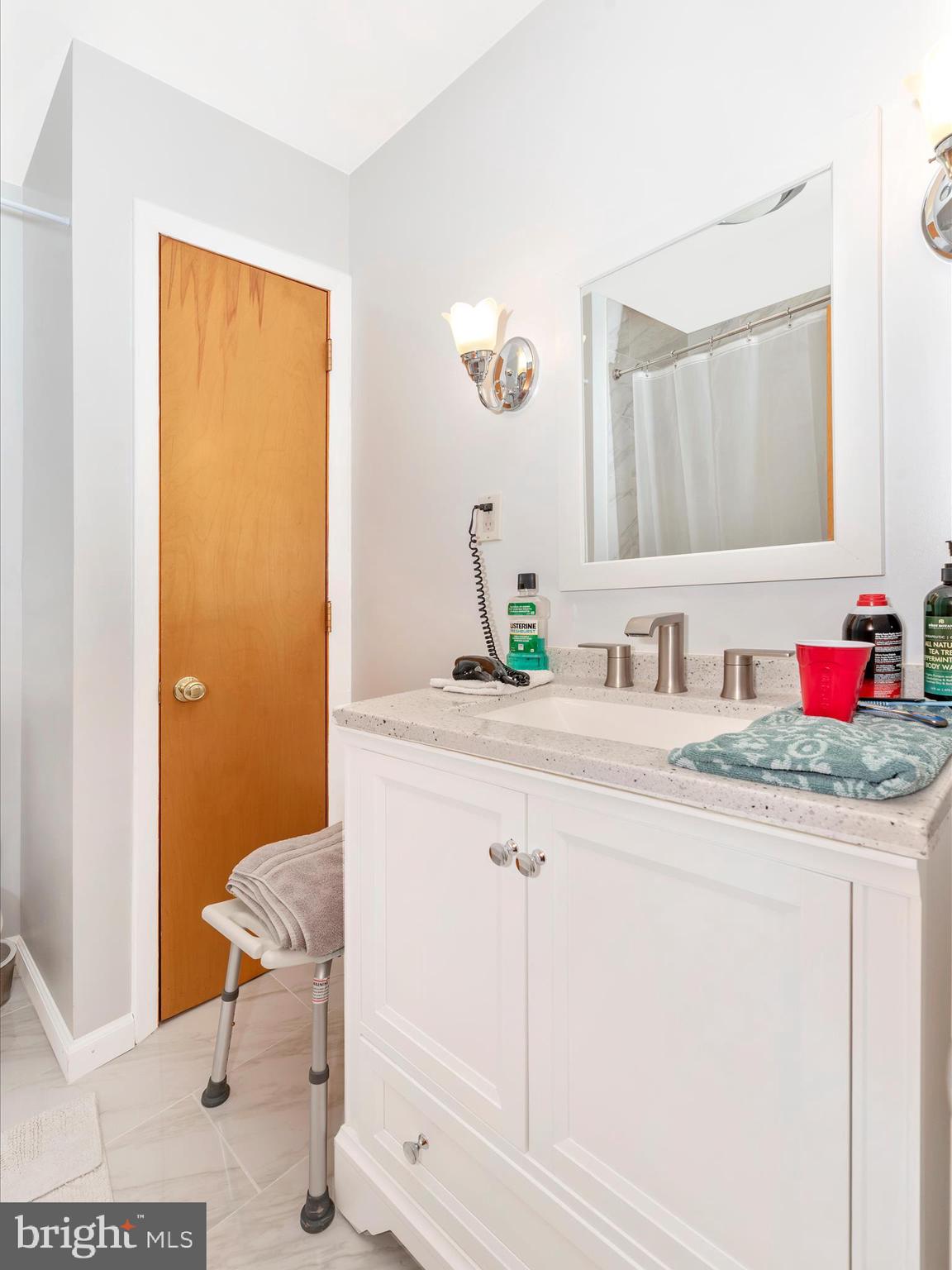 WEST HILLS - Residential