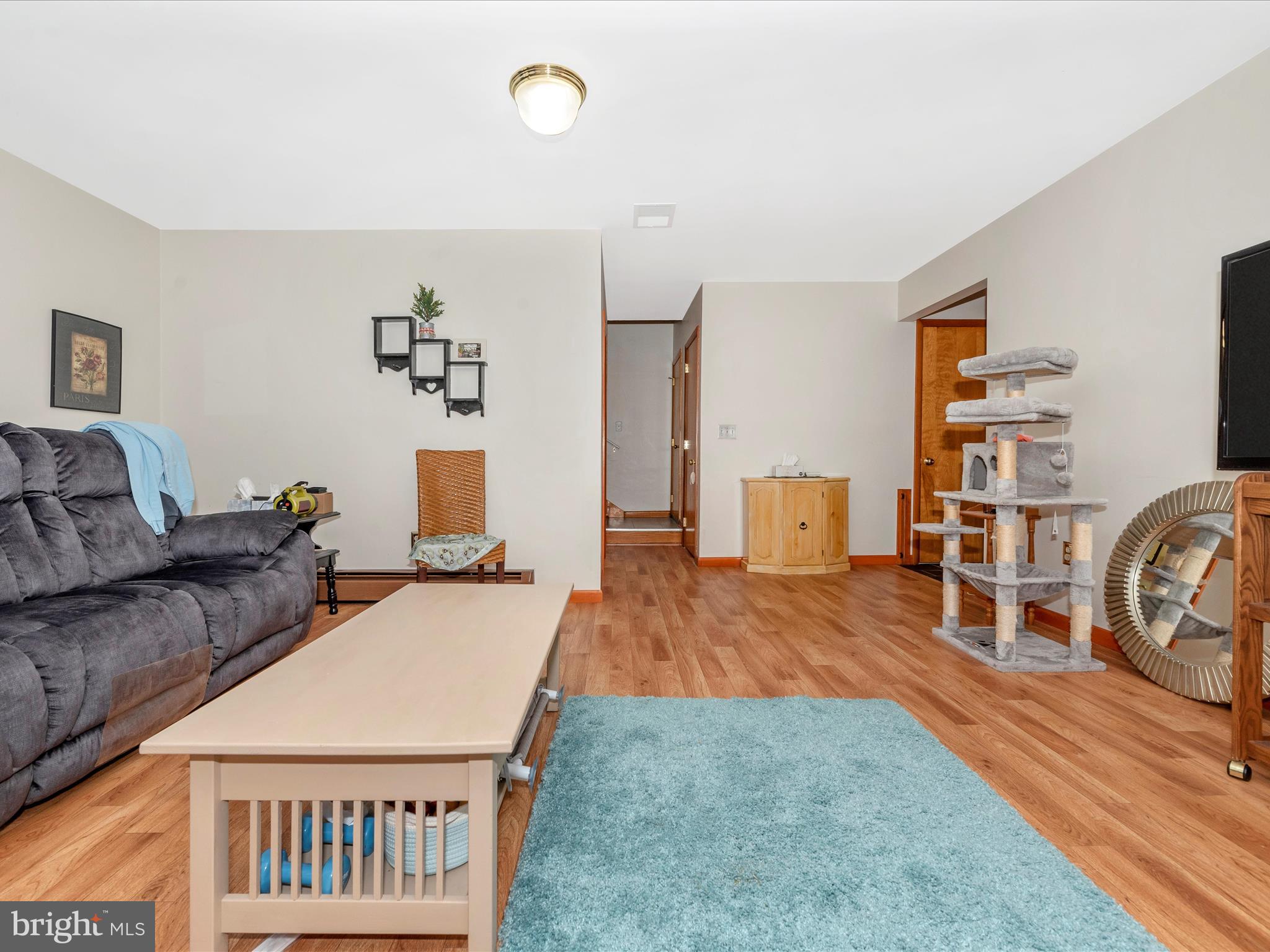 WEST HILLS - Residential