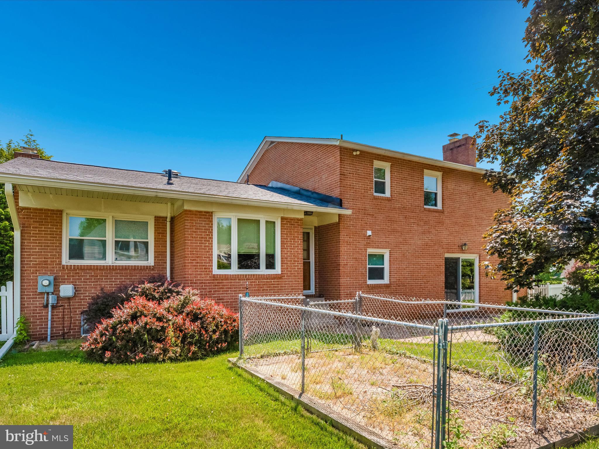 WEST HILLS - Residential