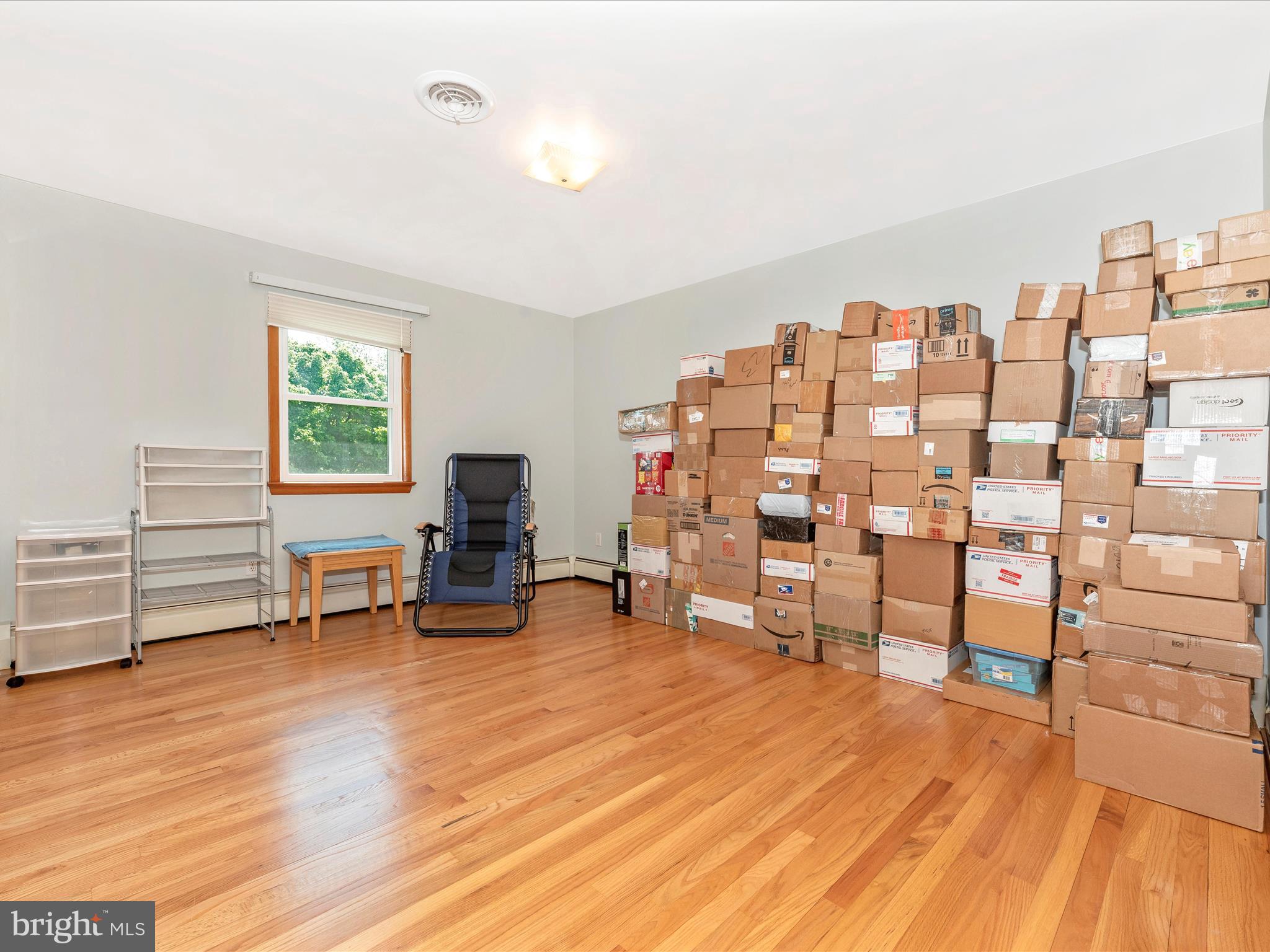 WEST HILLS - Residential