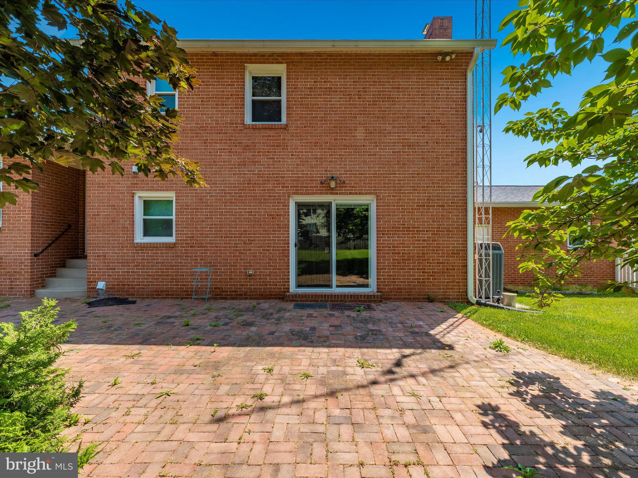 WEST HILLS - Residential