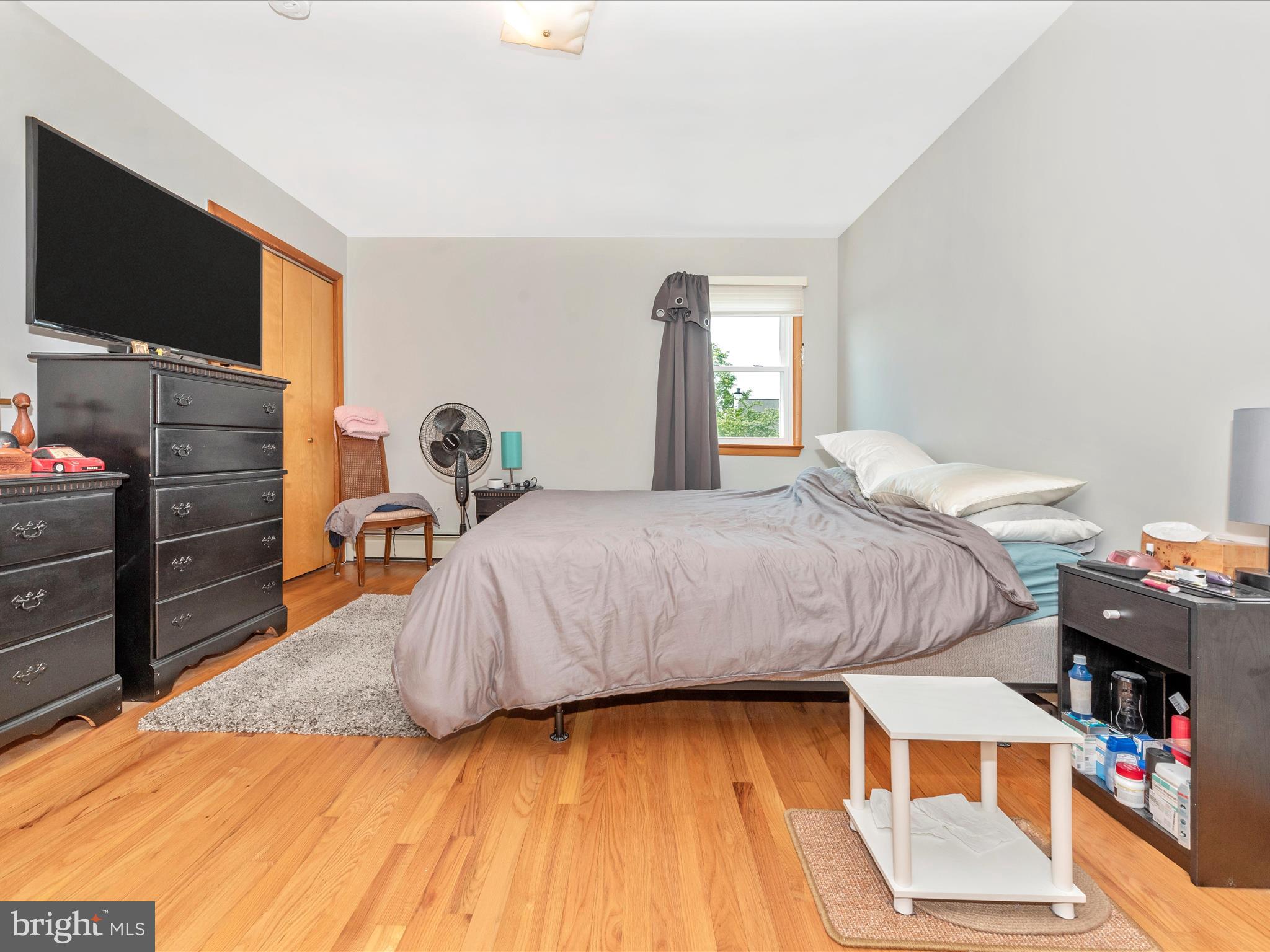 WEST HILLS - Residential