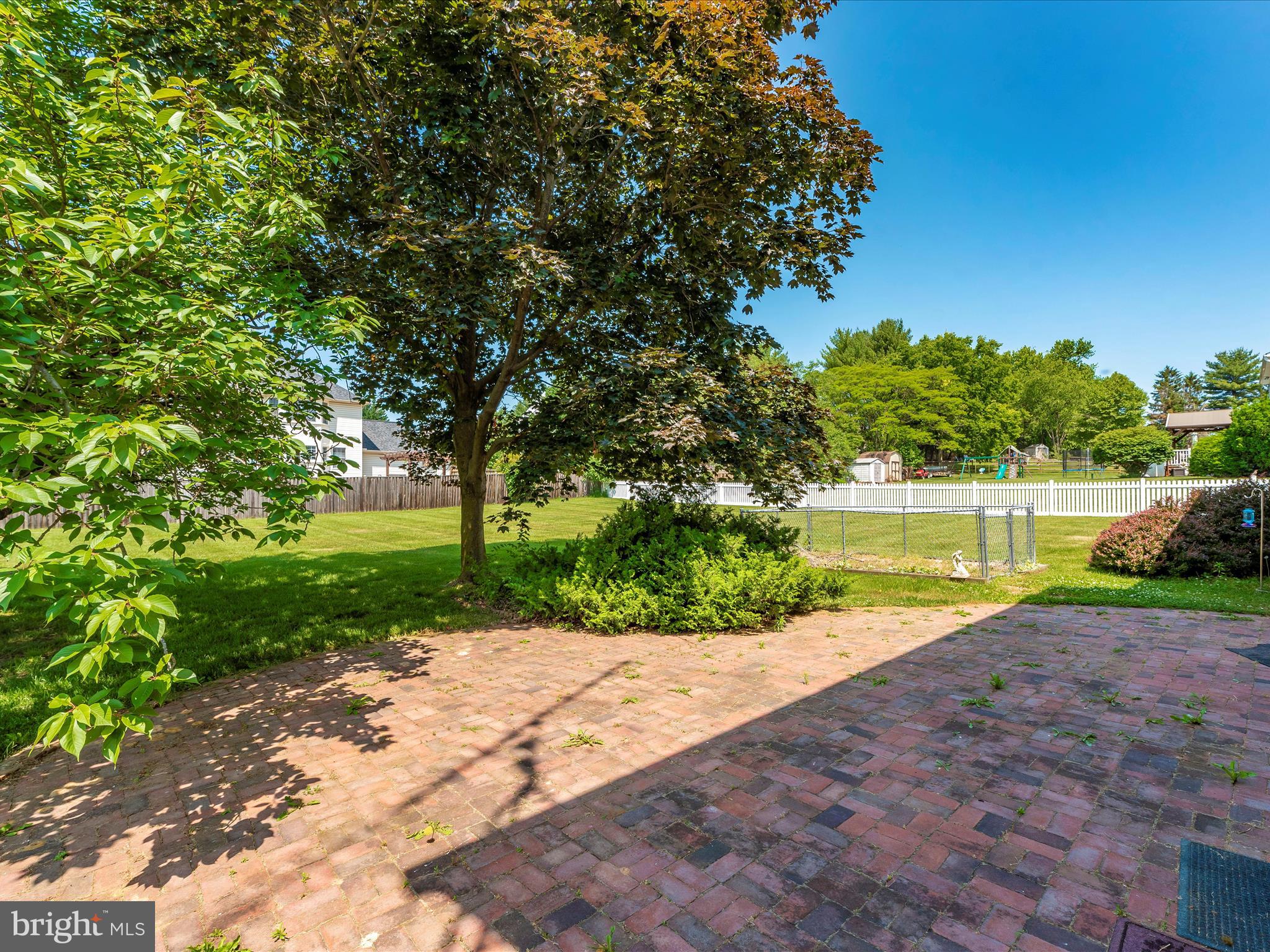 WEST HILLS - Residential