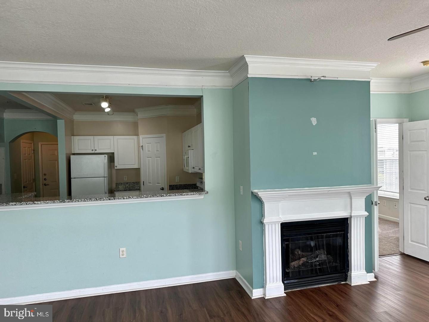 STRATFORD CLUB - Residential Lease