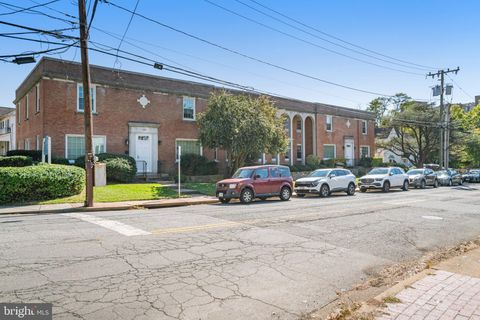 Photo of 140 Little Falls Street, FALLS CHURCH, VA 22046 (MLS # VAFA2003848)