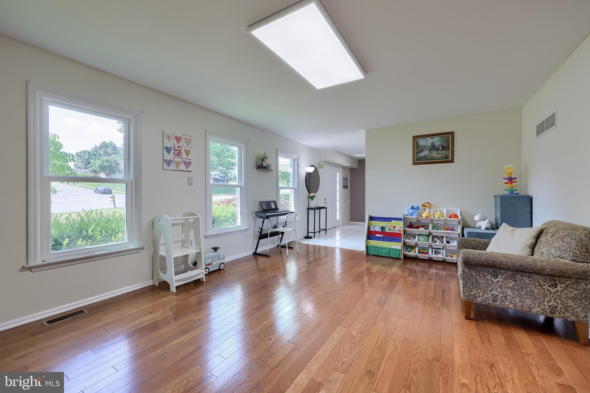 121 SAGE DRIVE