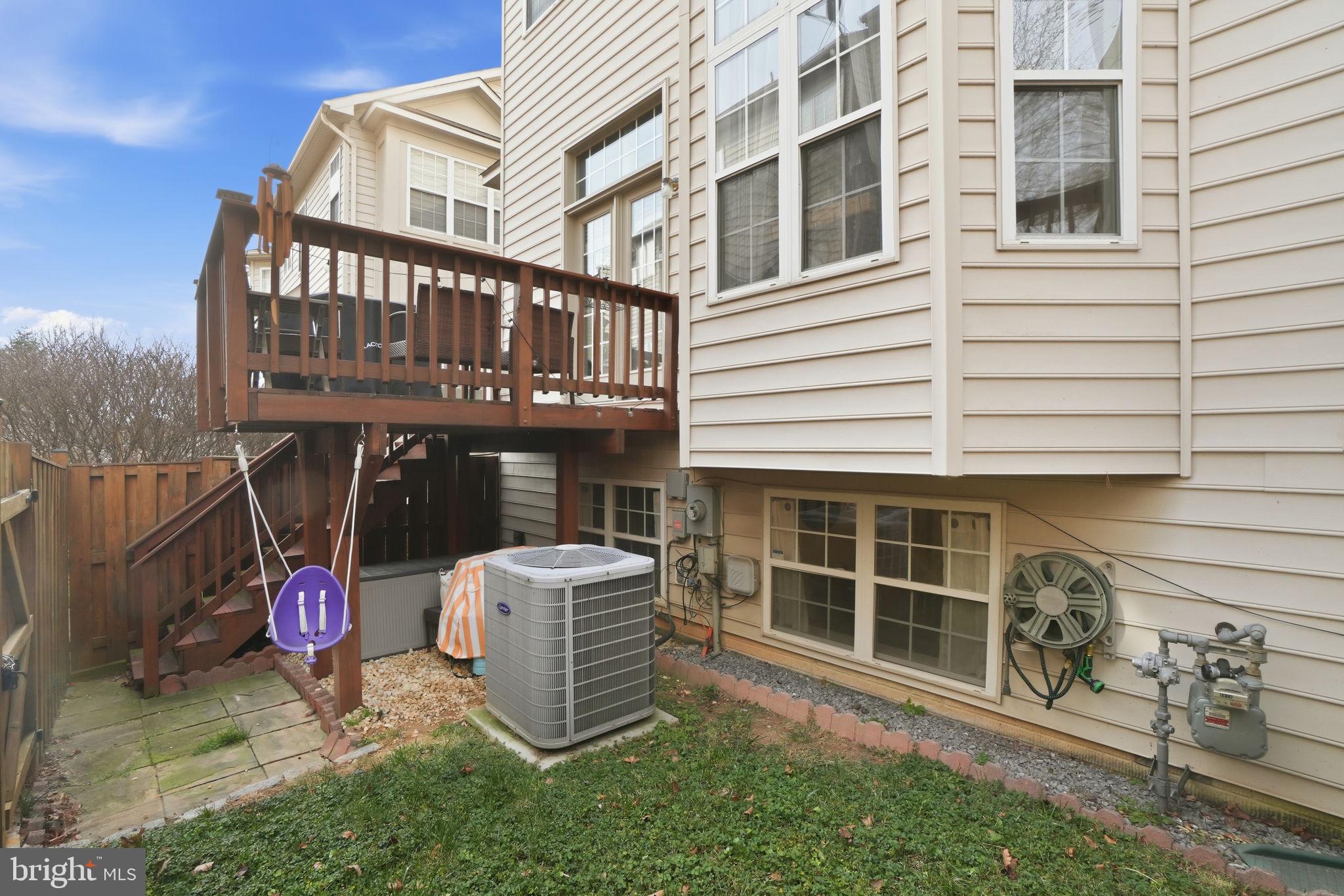 EDSALL RD T/H - Residential