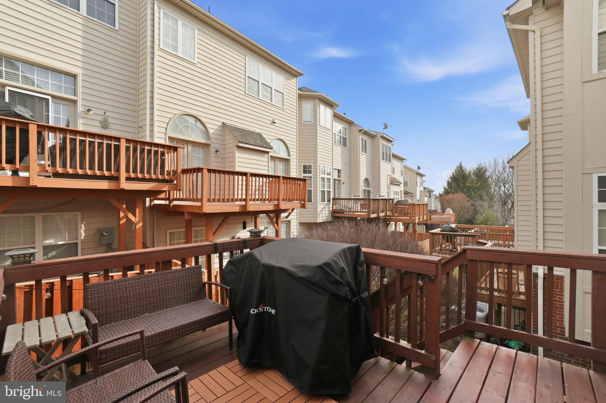 EDSALL RD T/H - Residential