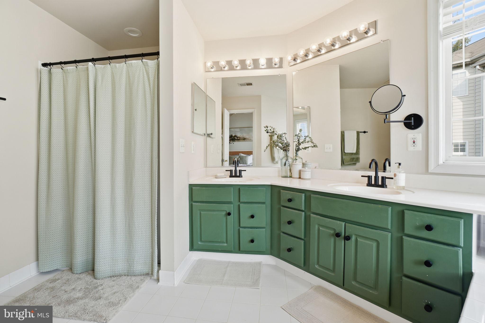 EDSALL RD T/H - Residential