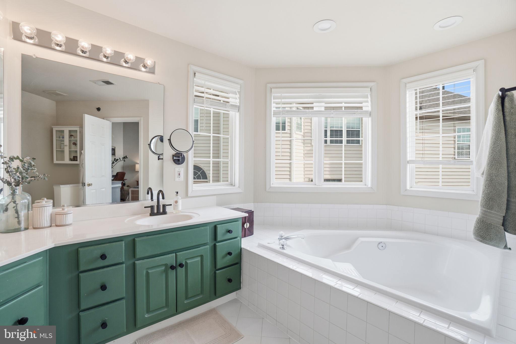 EDSALL RD T/H - Residential