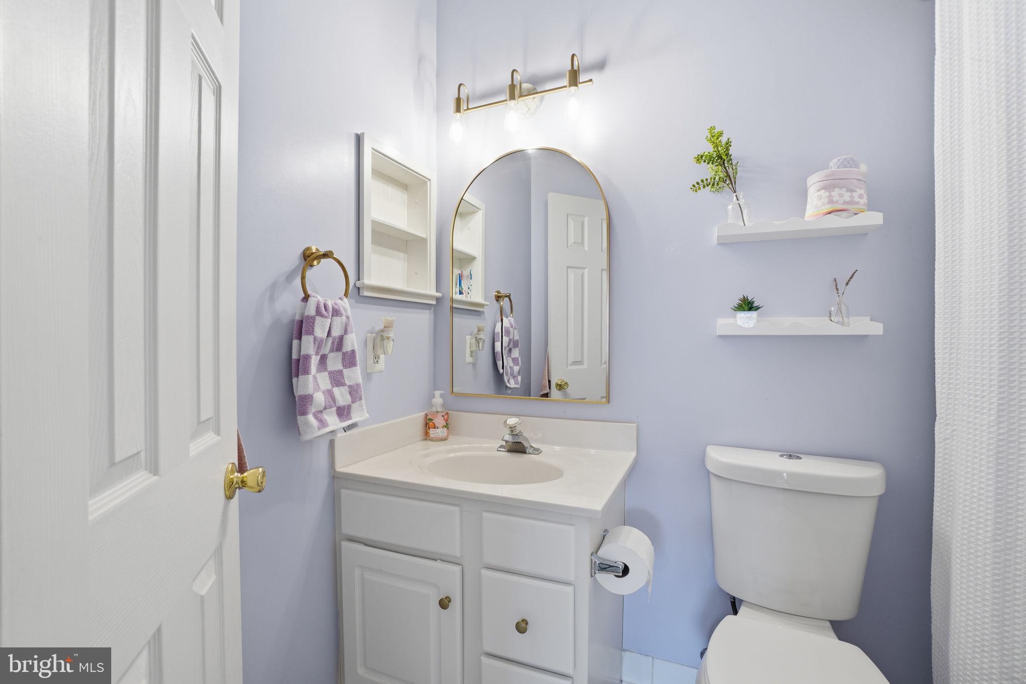 EDSALL RD T/H - Residential