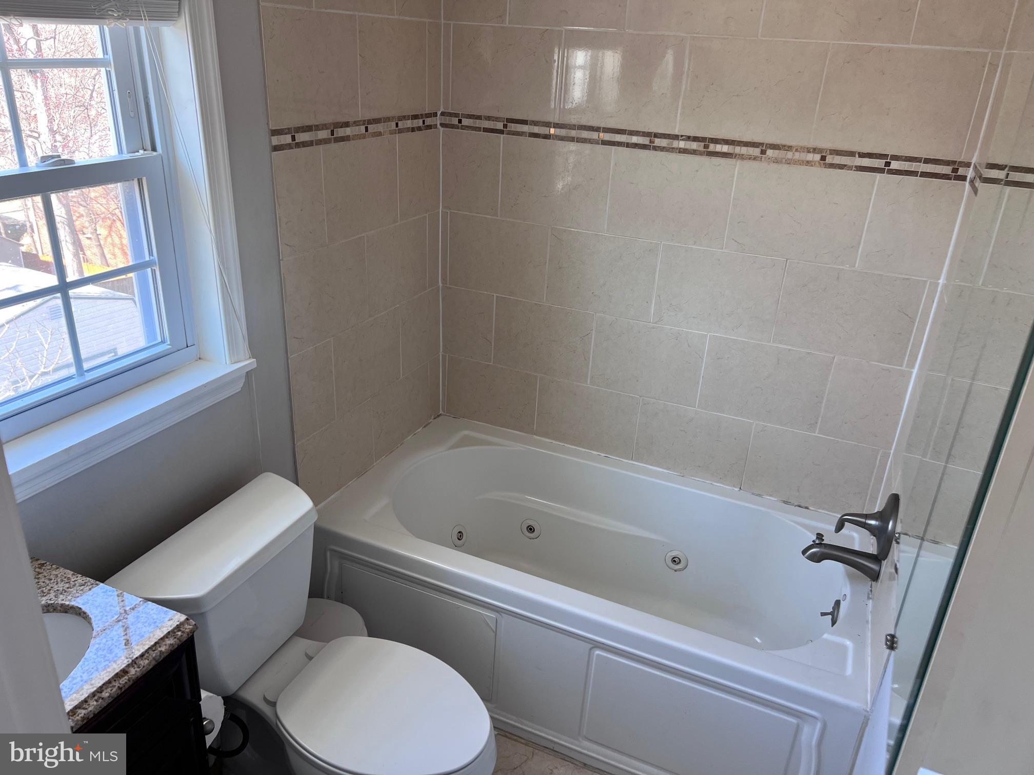 ARGYLE CLUB ESTATES - Residential Lease