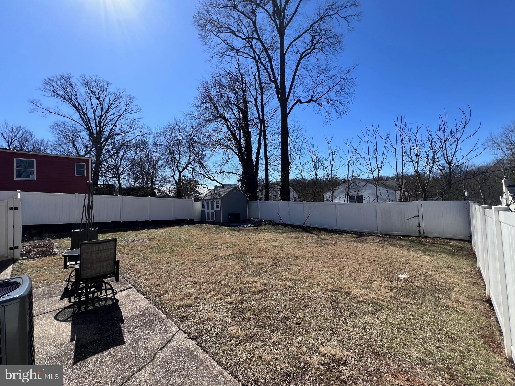 ARGYLE CLUB ESTATES - Residential Lease