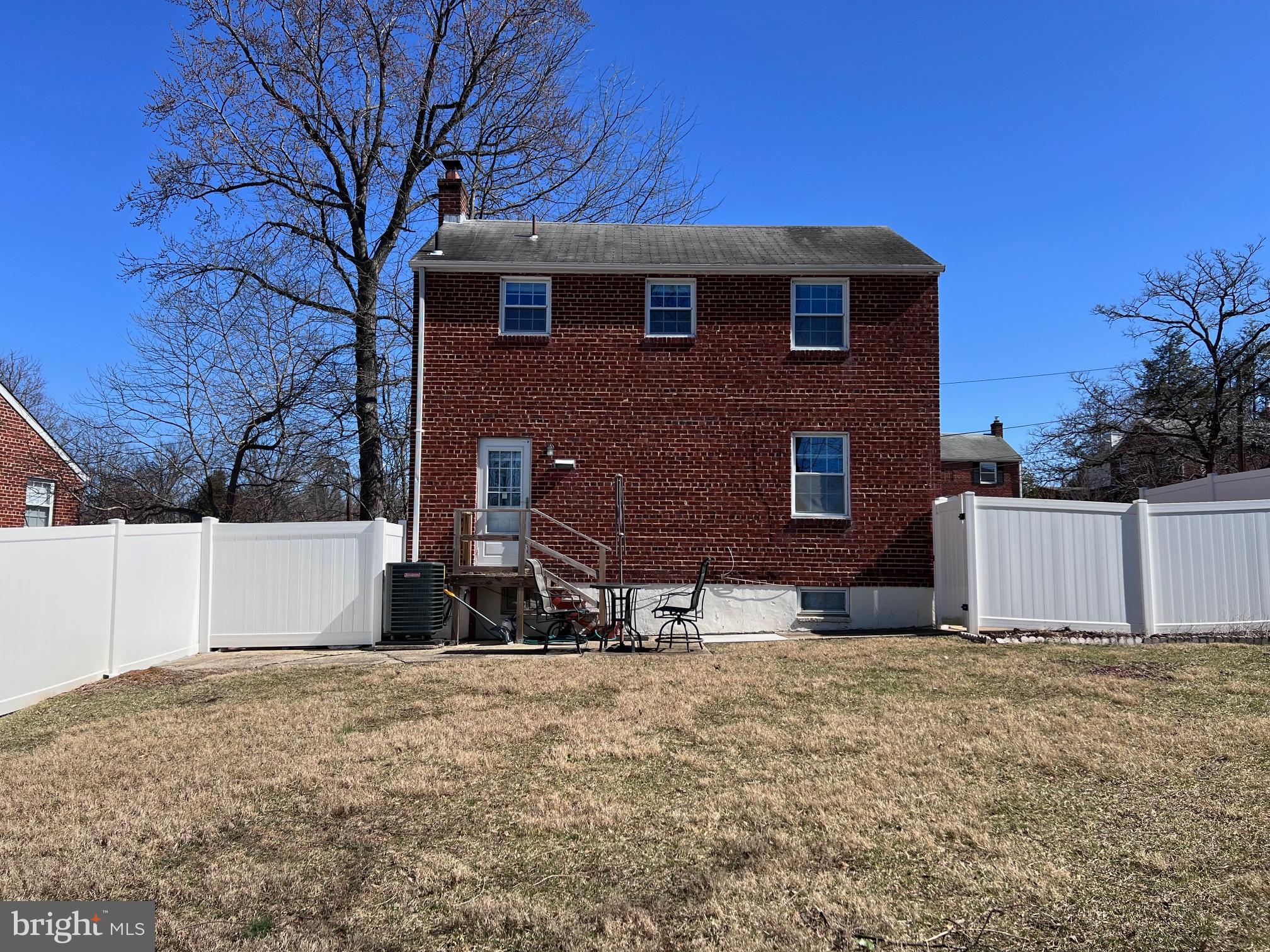 ARGYLE CLUB ESTATES - Residential Lease