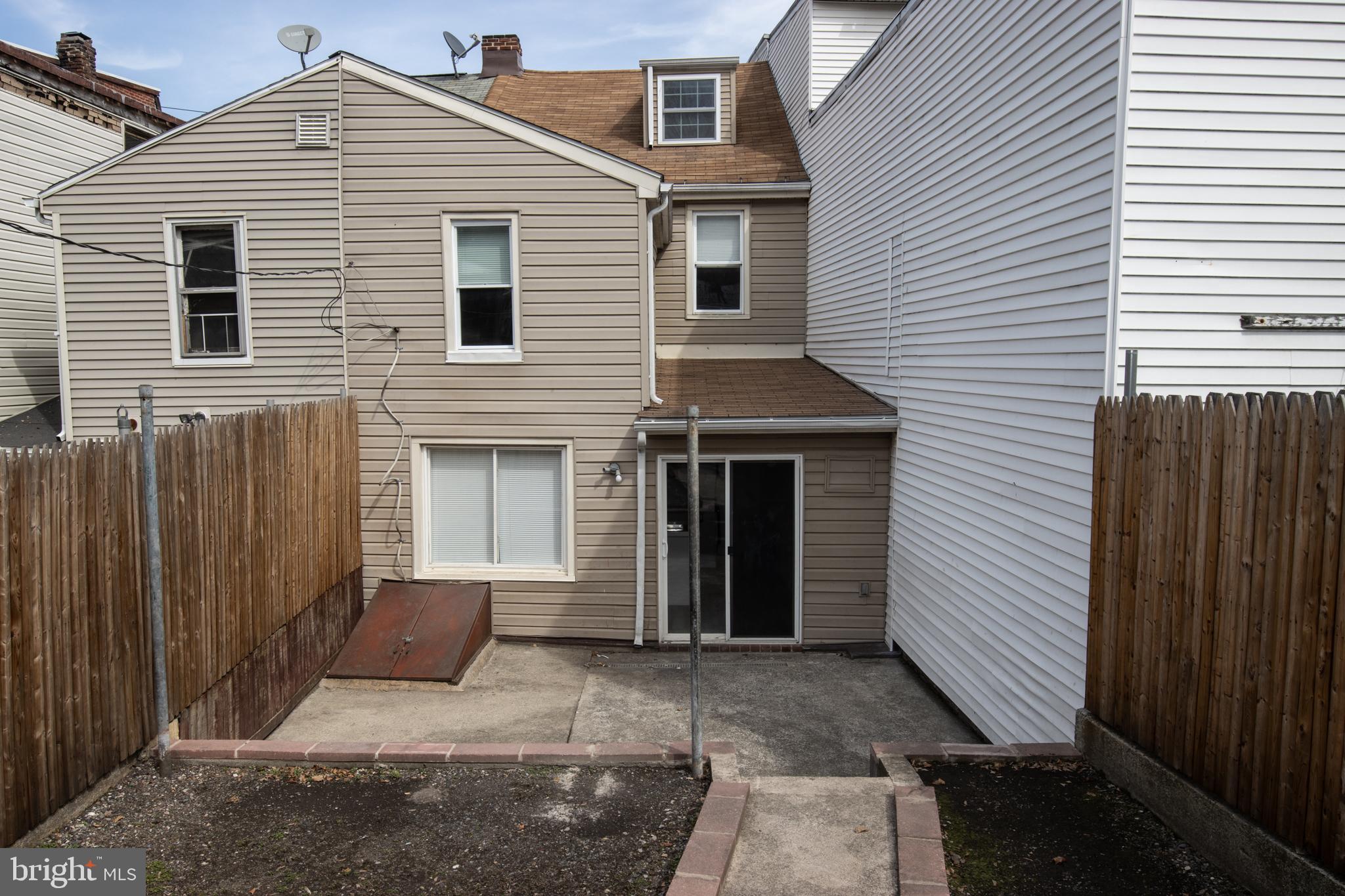 POTTSVILLE - Residential Lease