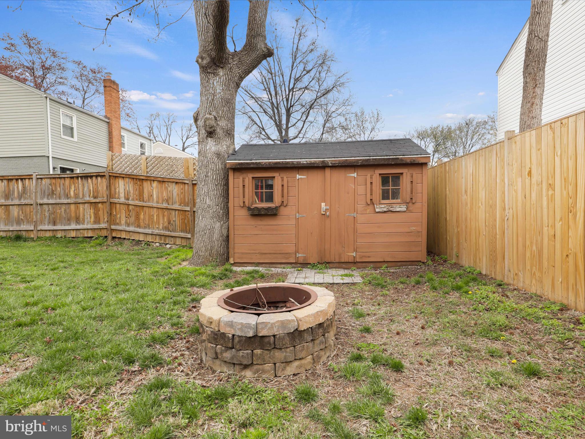 HUNTINGTON - Residential