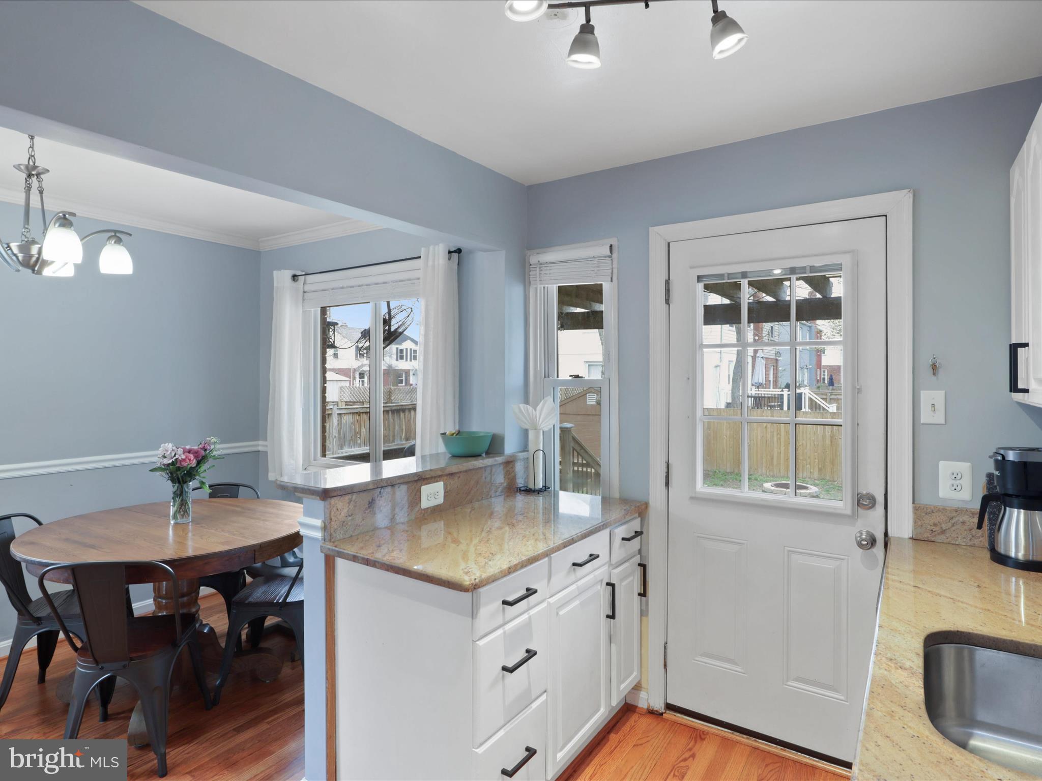 HUNTINGTON - Residential