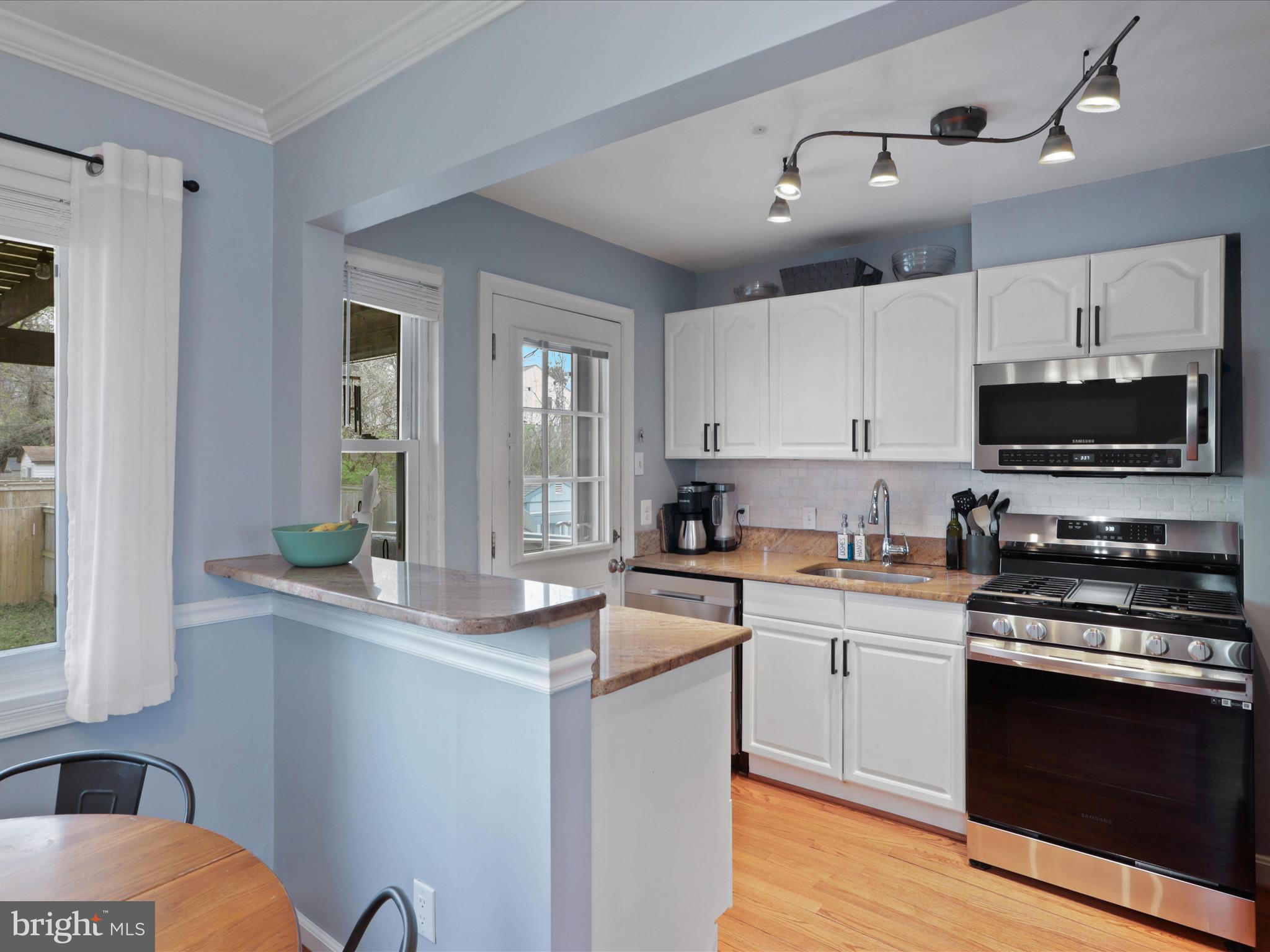 HUNTINGTON - Residential