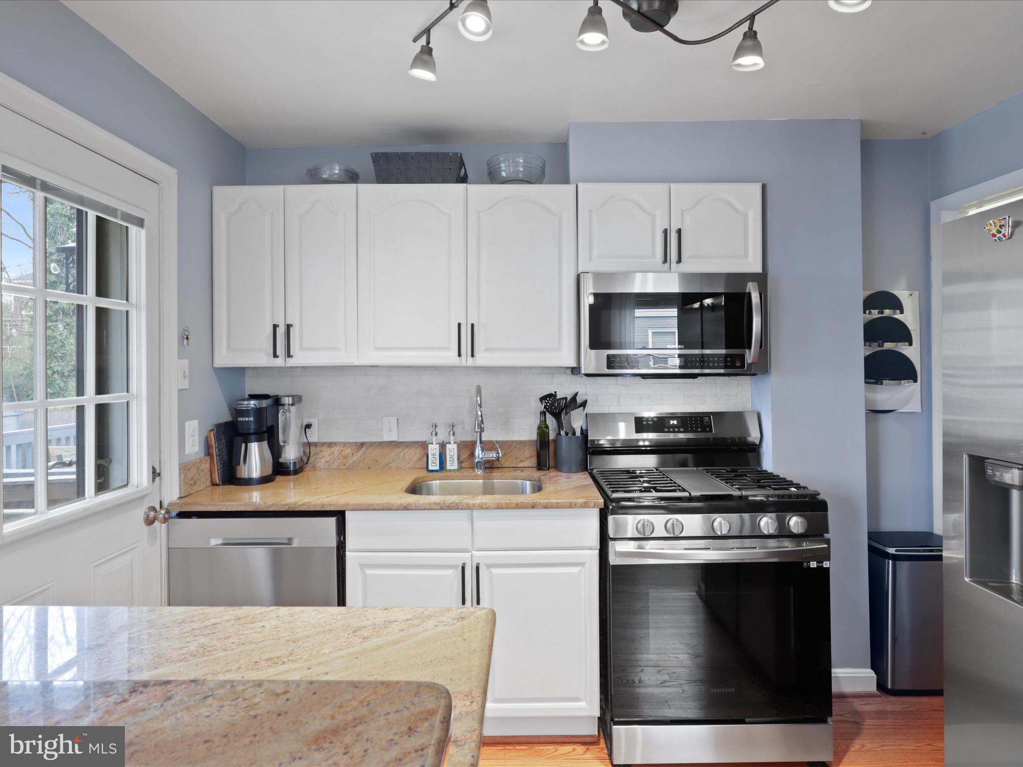 HUNTINGTON - Residential