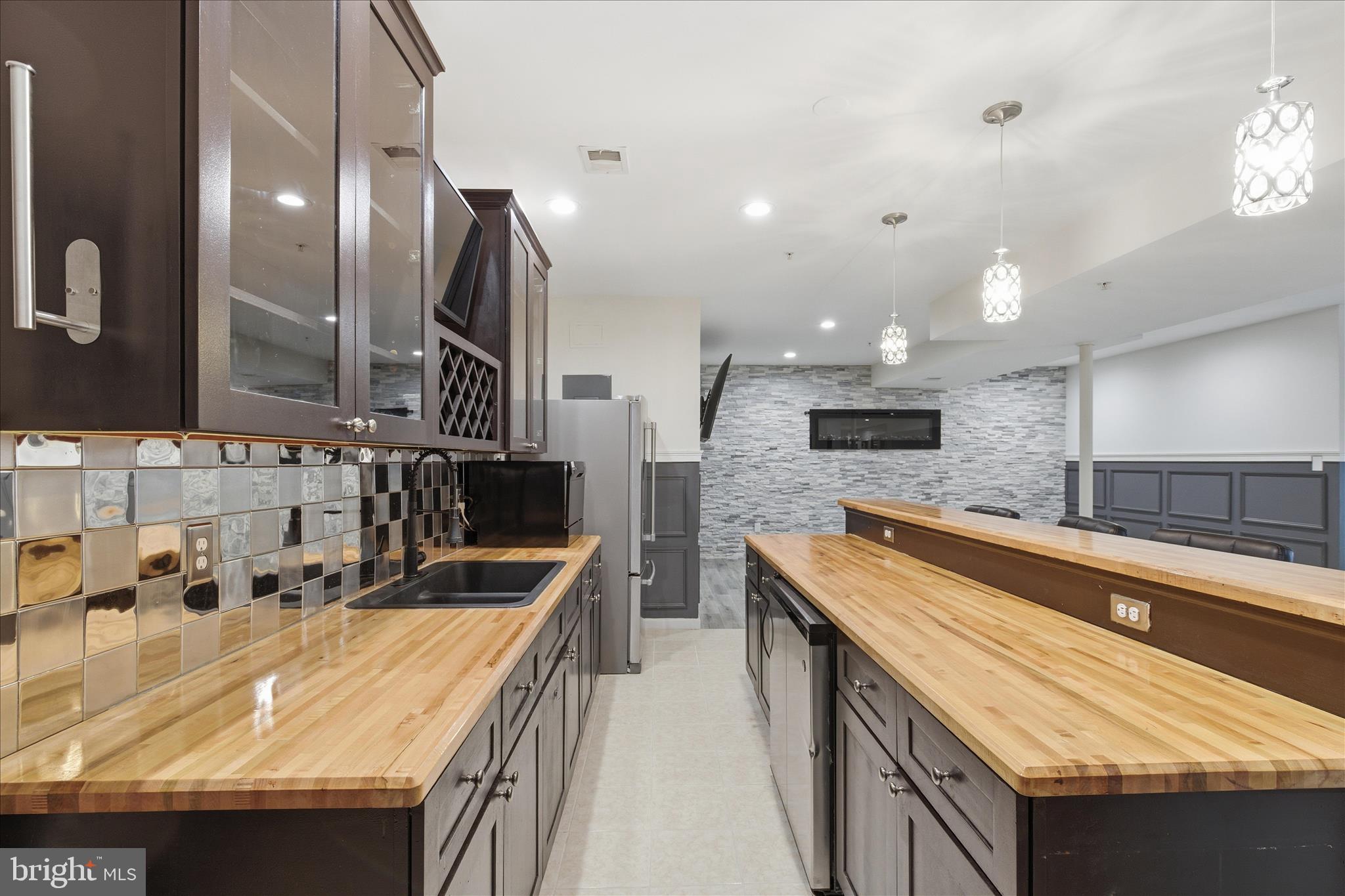 WINDSONG-PLAT 1> - Residential