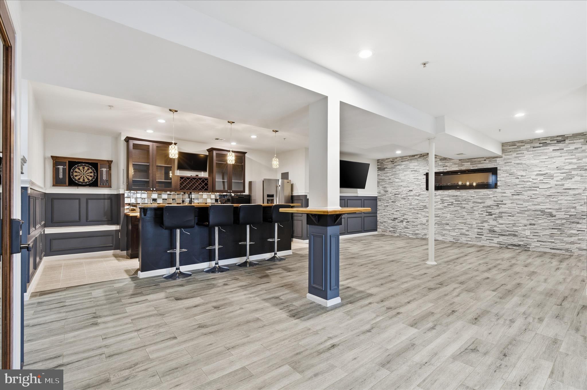 WINDSONG-PLAT 1> - Residential