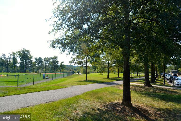 FORTY SIX HUNDRED - Residential Lease