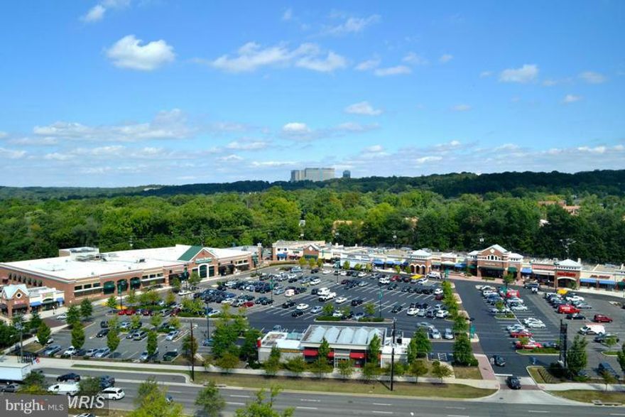 BEAUTIFULLY RENOVATED CONDO**AMAZING VIEWS**NEW KITCHEN**NEW APPLIANCES**ALL UTILITIES INCLUDED IN RENT***PRICED BELOW MARKET RENT ASAP**2 GARAGED PARKING SPACES****NUMBER 17 AND 18 IS RIGHT NEXT TO BUILDING ELEVATORS