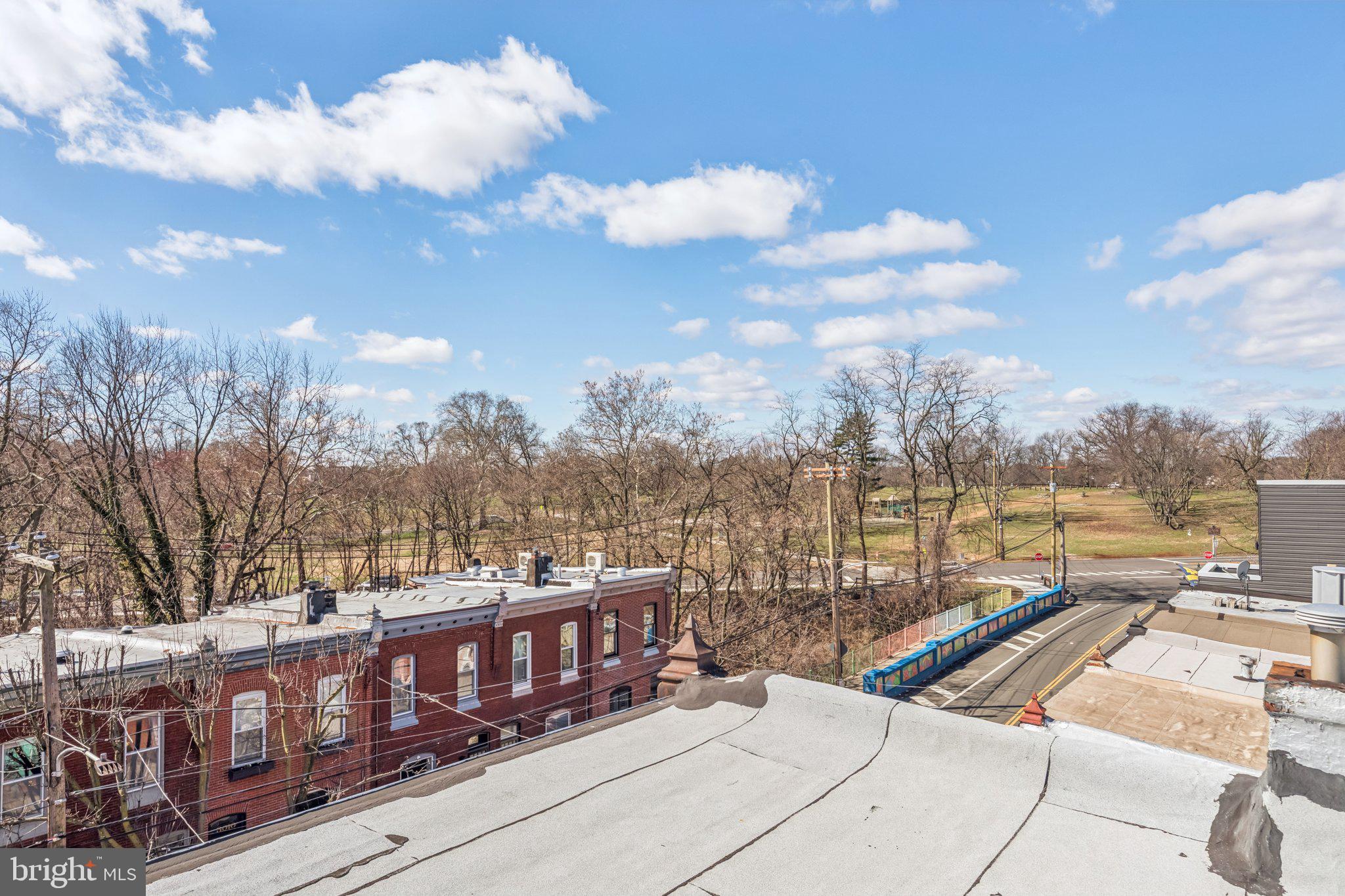 FAIRMOUNT - Residential