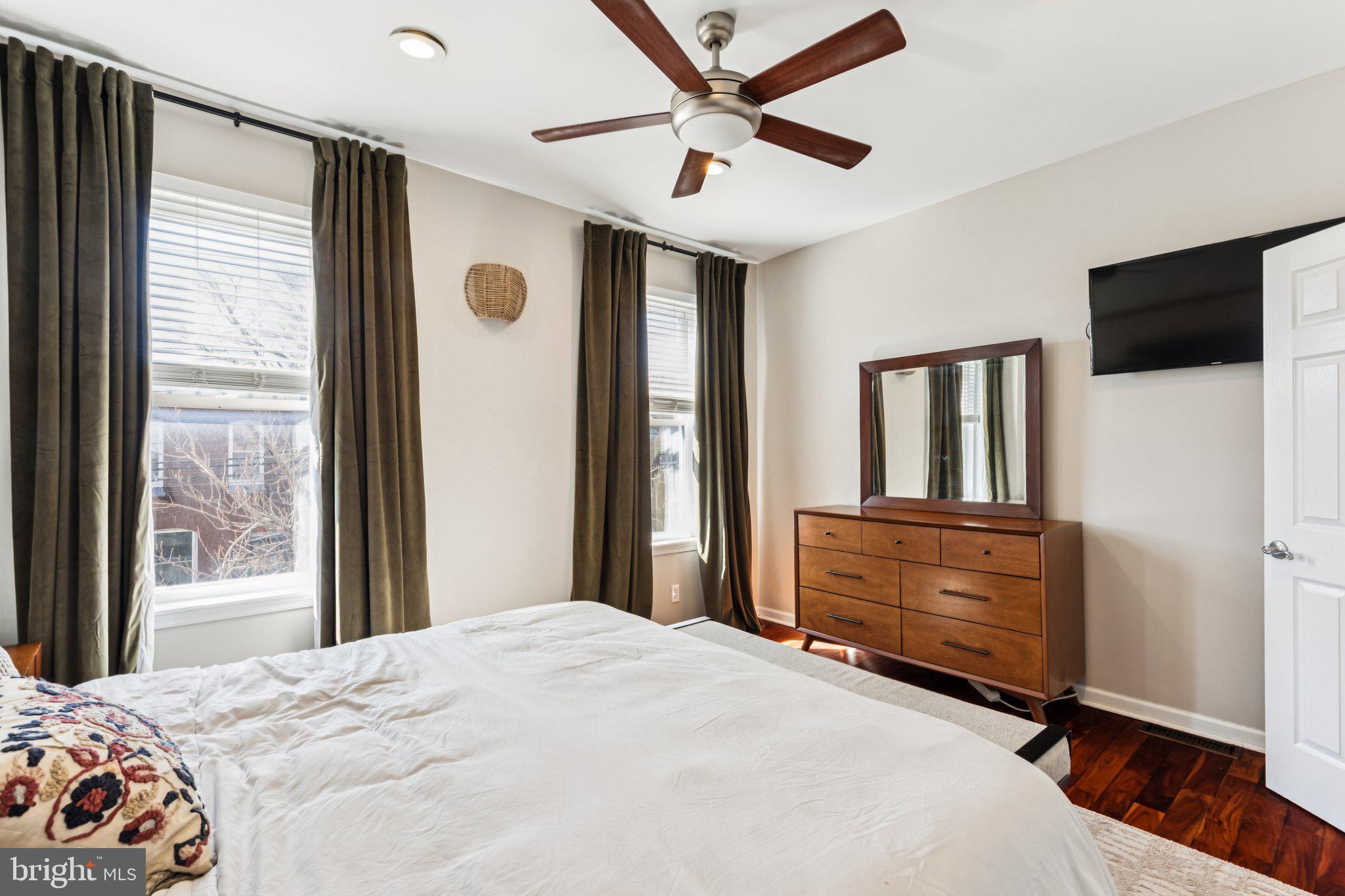 FAIRMOUNT - Residential