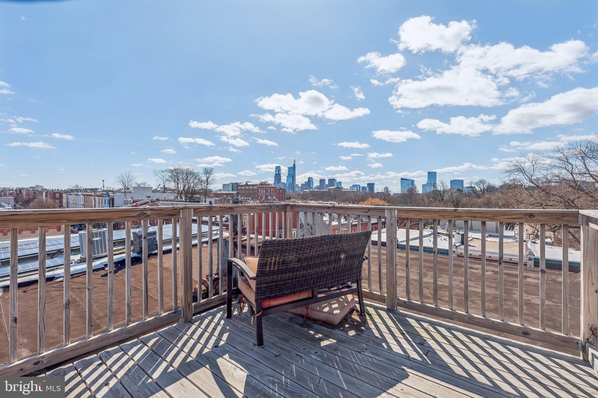 FAIRMOUNT - Residential