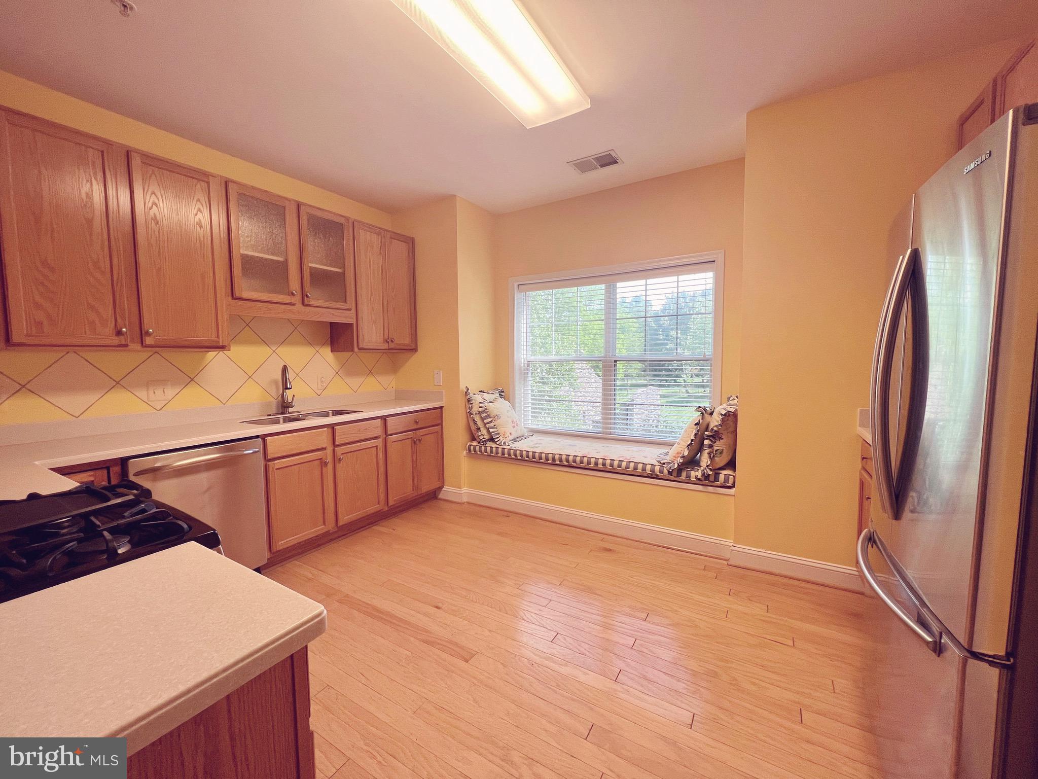 WAVERLY WOODS - Residential Lease