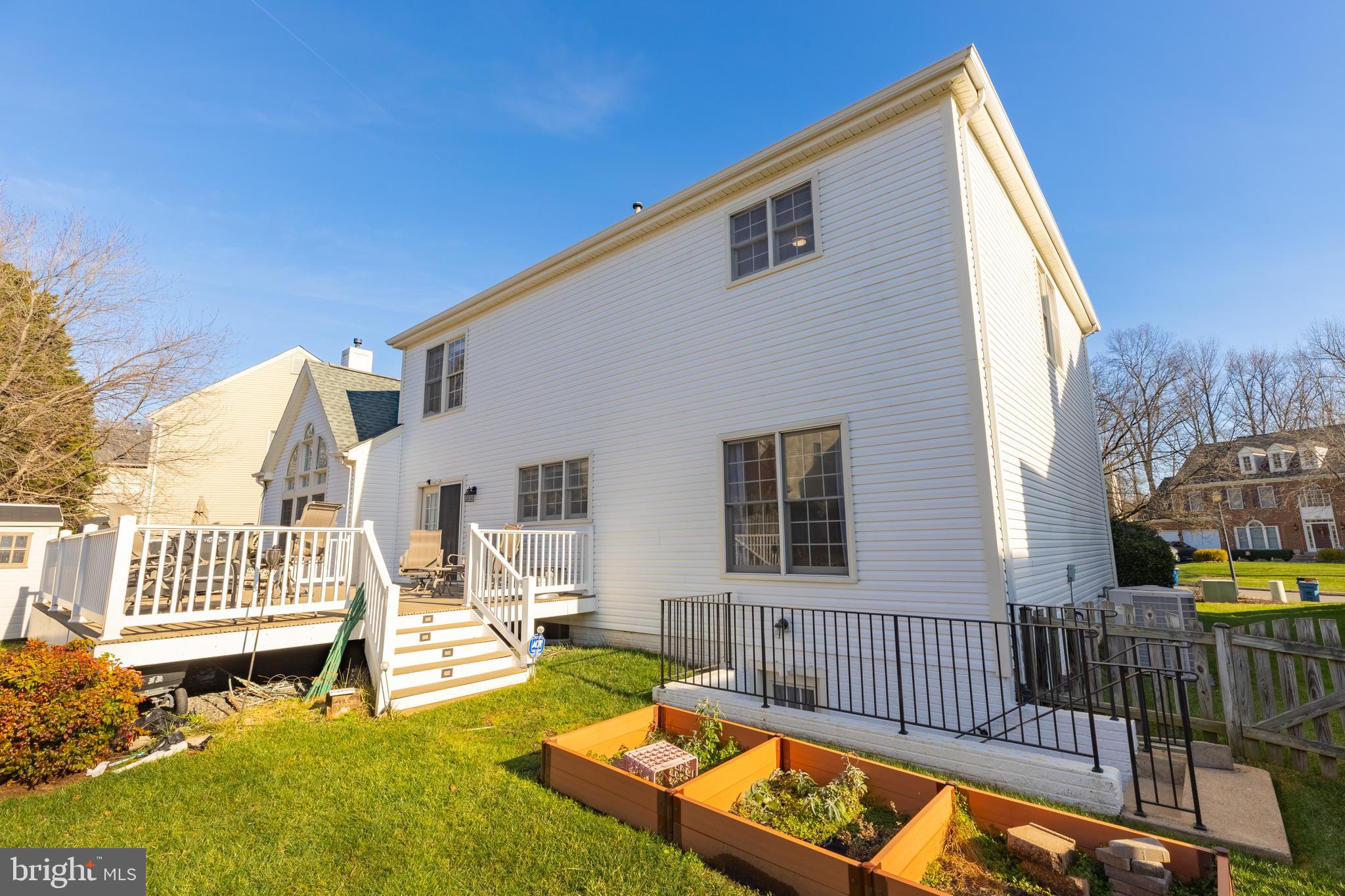 WILLOW PONDS - Residential