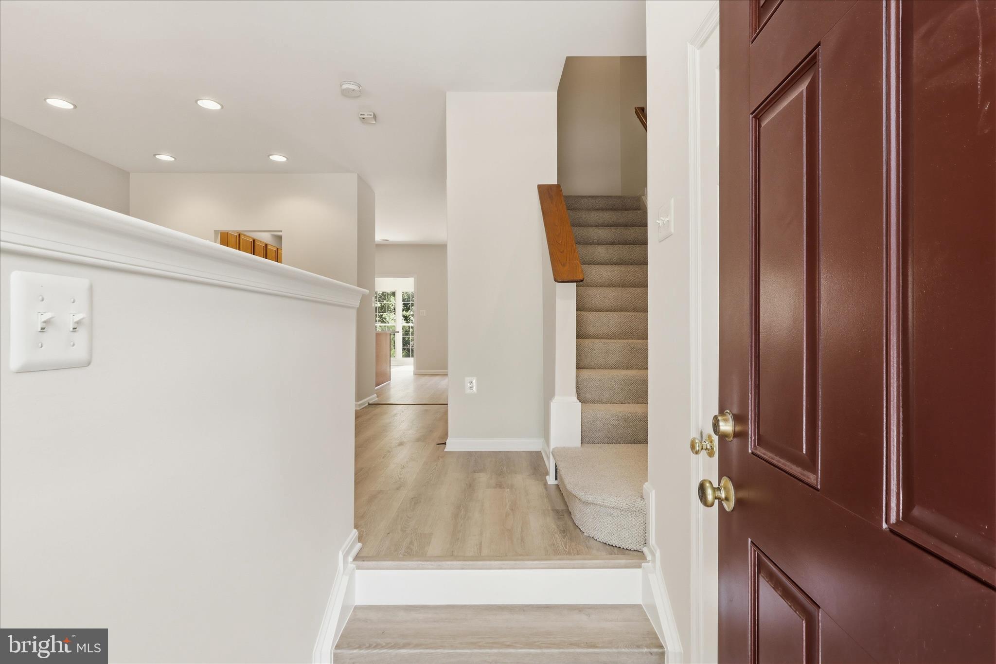 45618 GRAND CENTRAL SQUARE