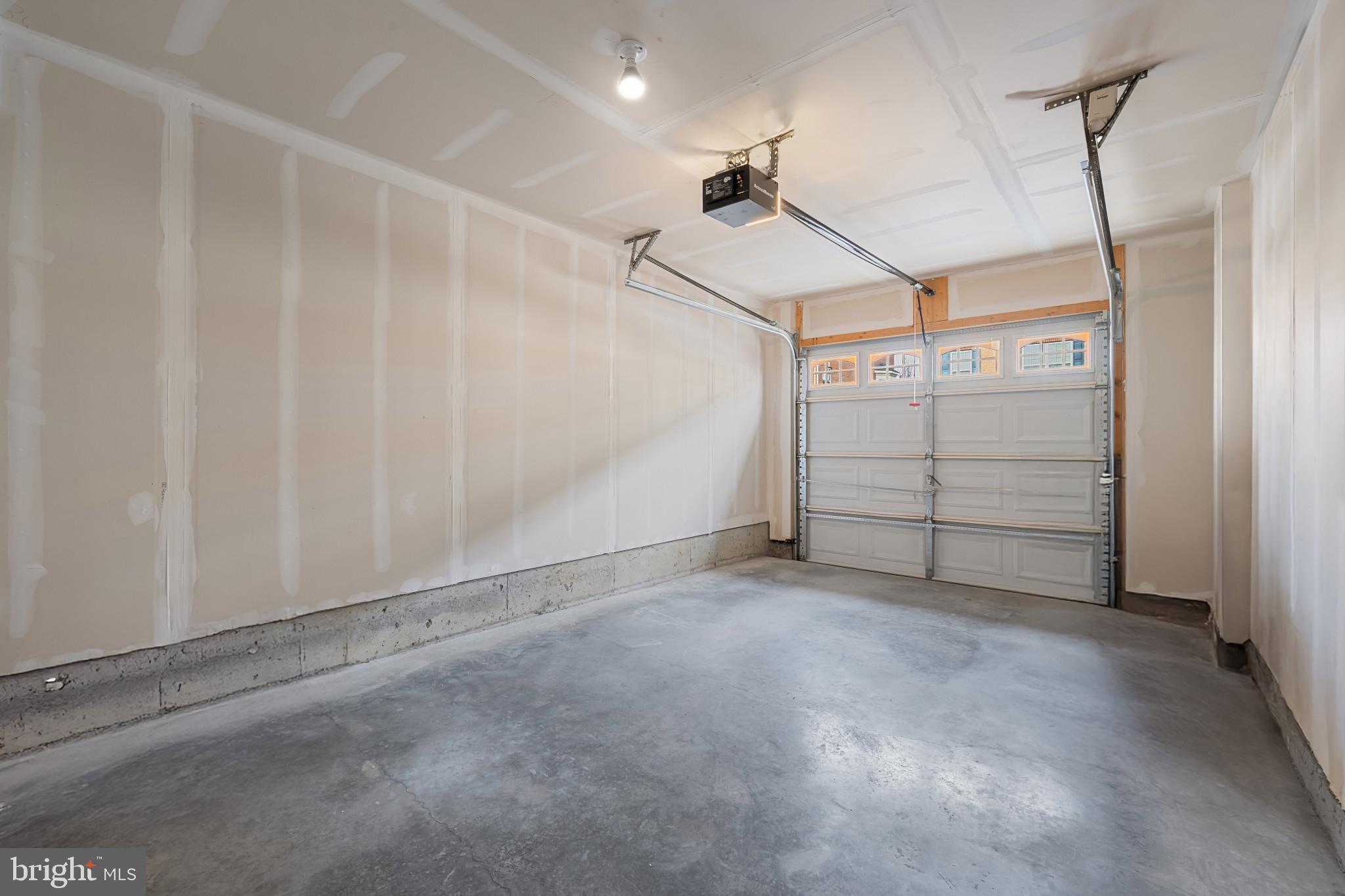 BLUE STREAM - Residential