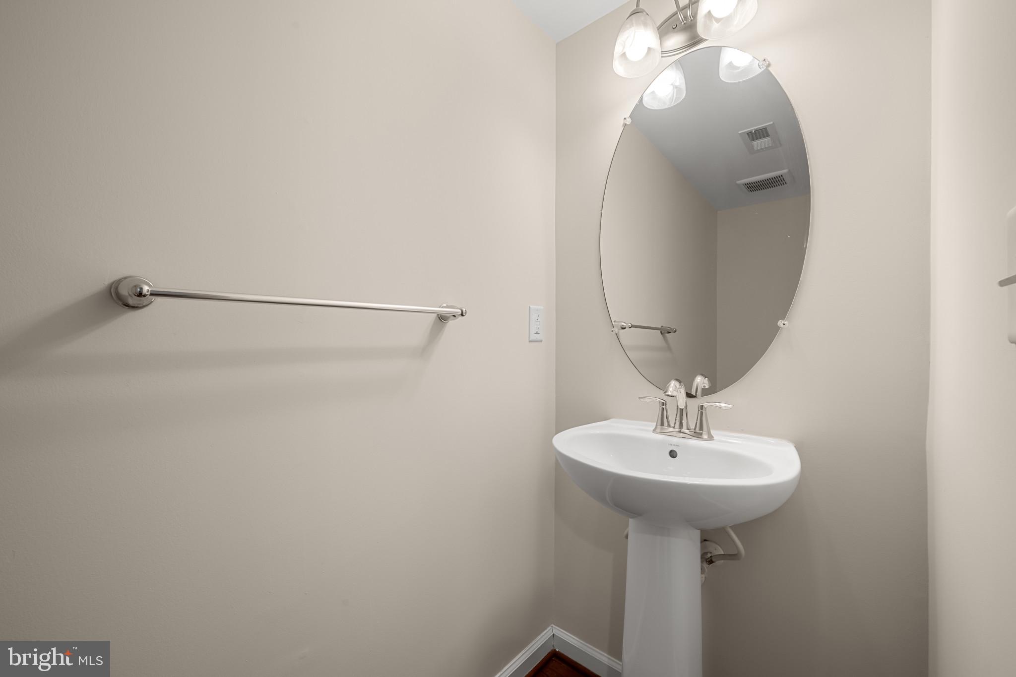 BLUE STREAM - Residential