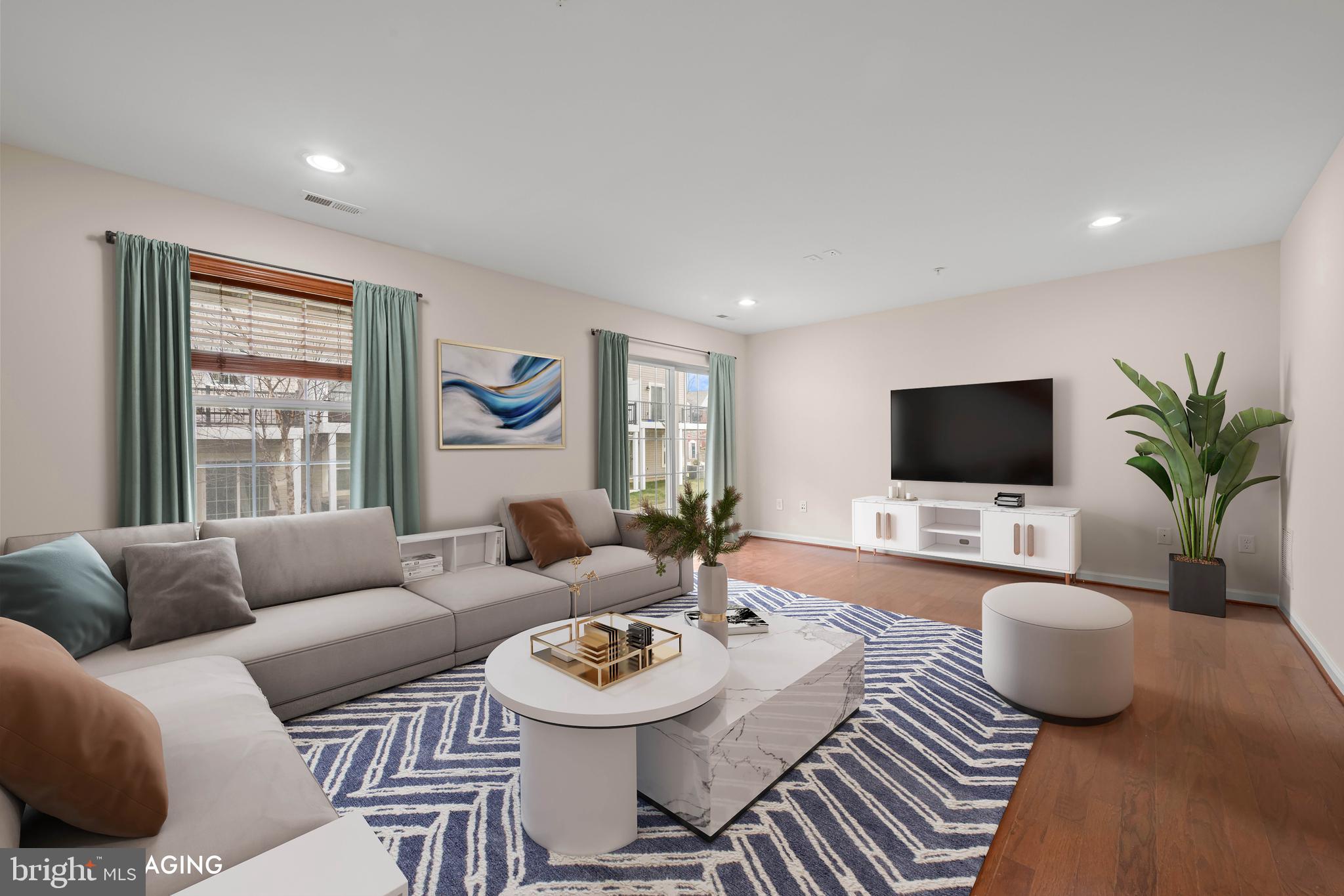 BLUE STREAM - Residential