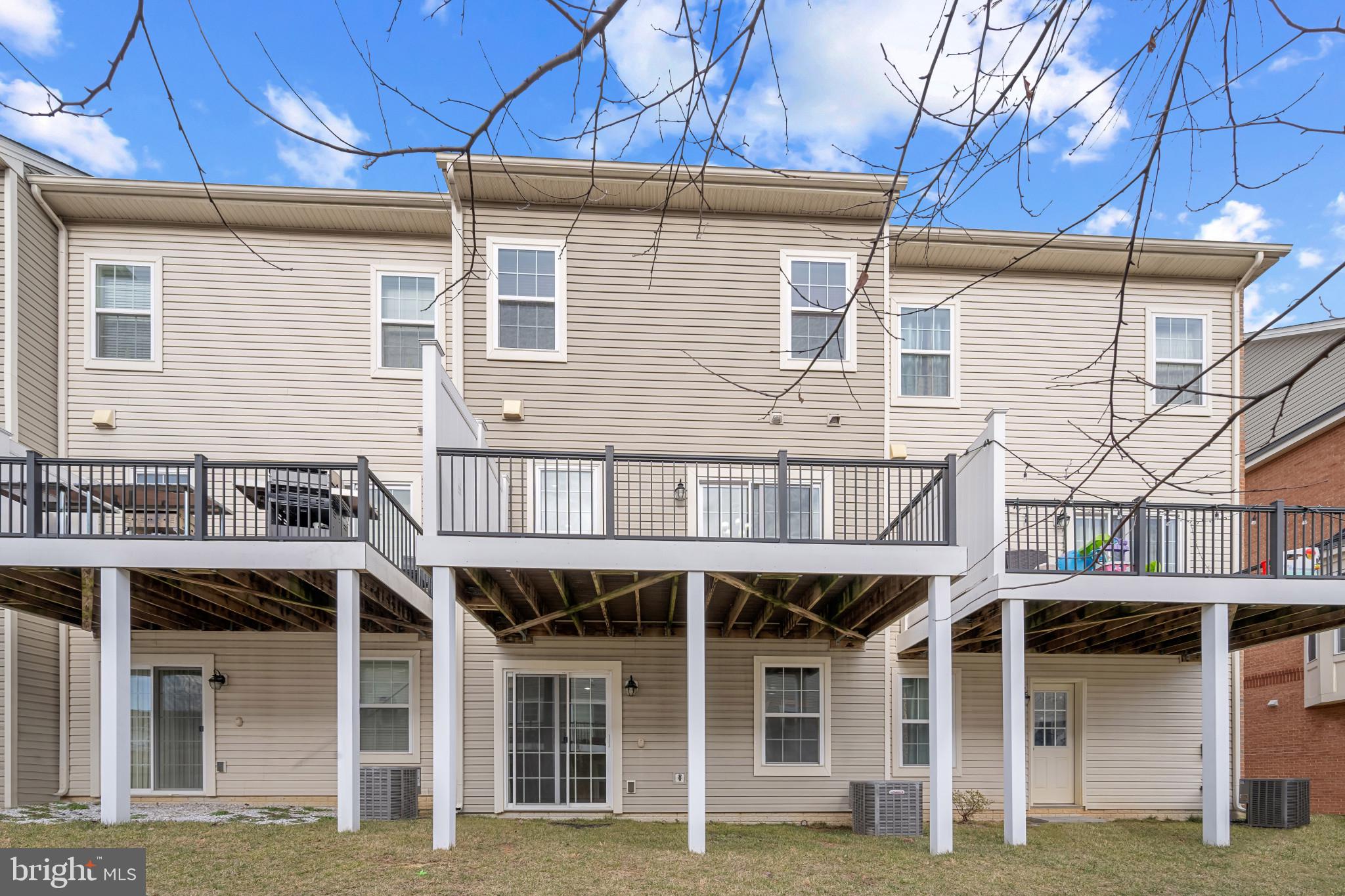 BLUE STREAM - Residential