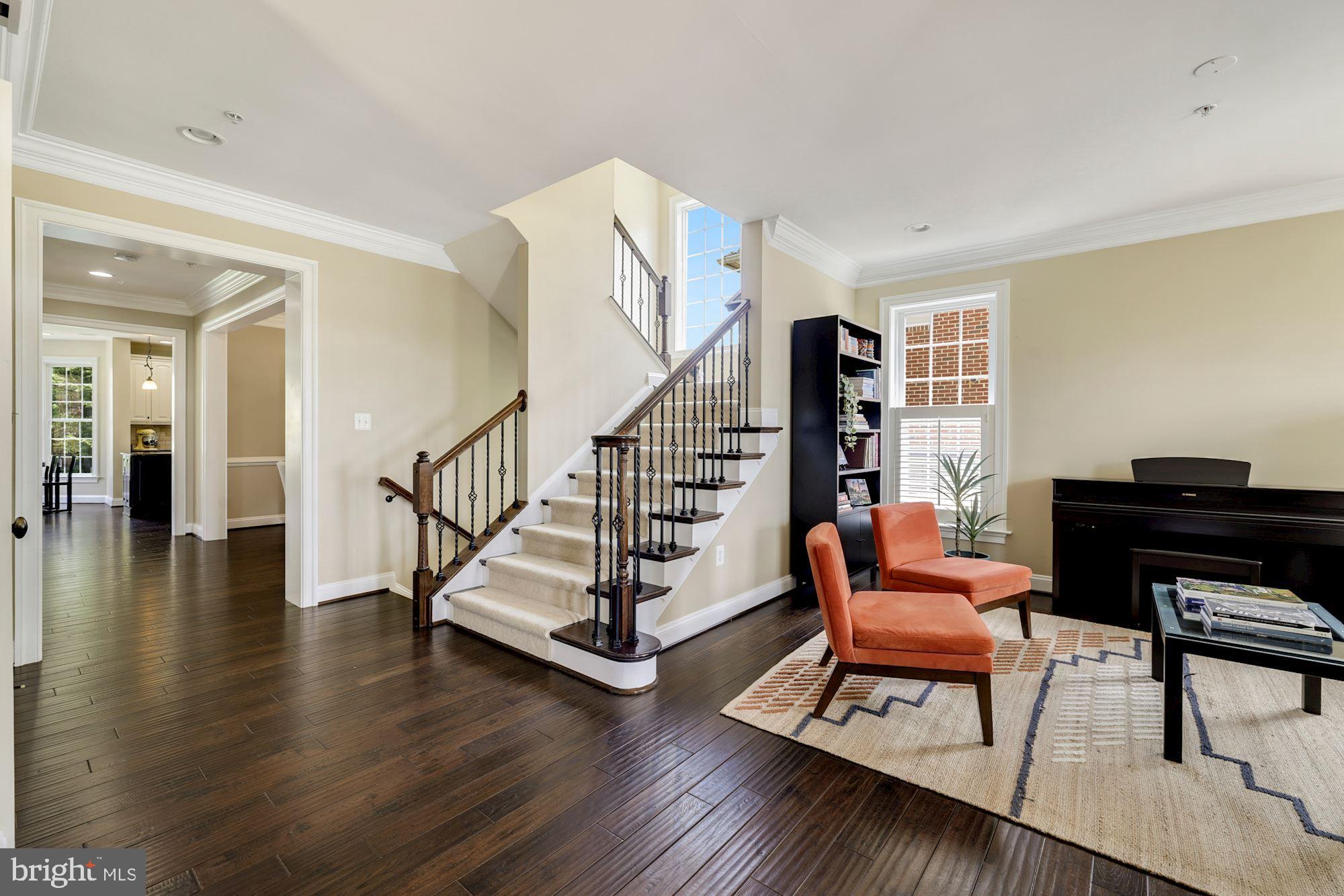 CHEVY CHASE - Residential