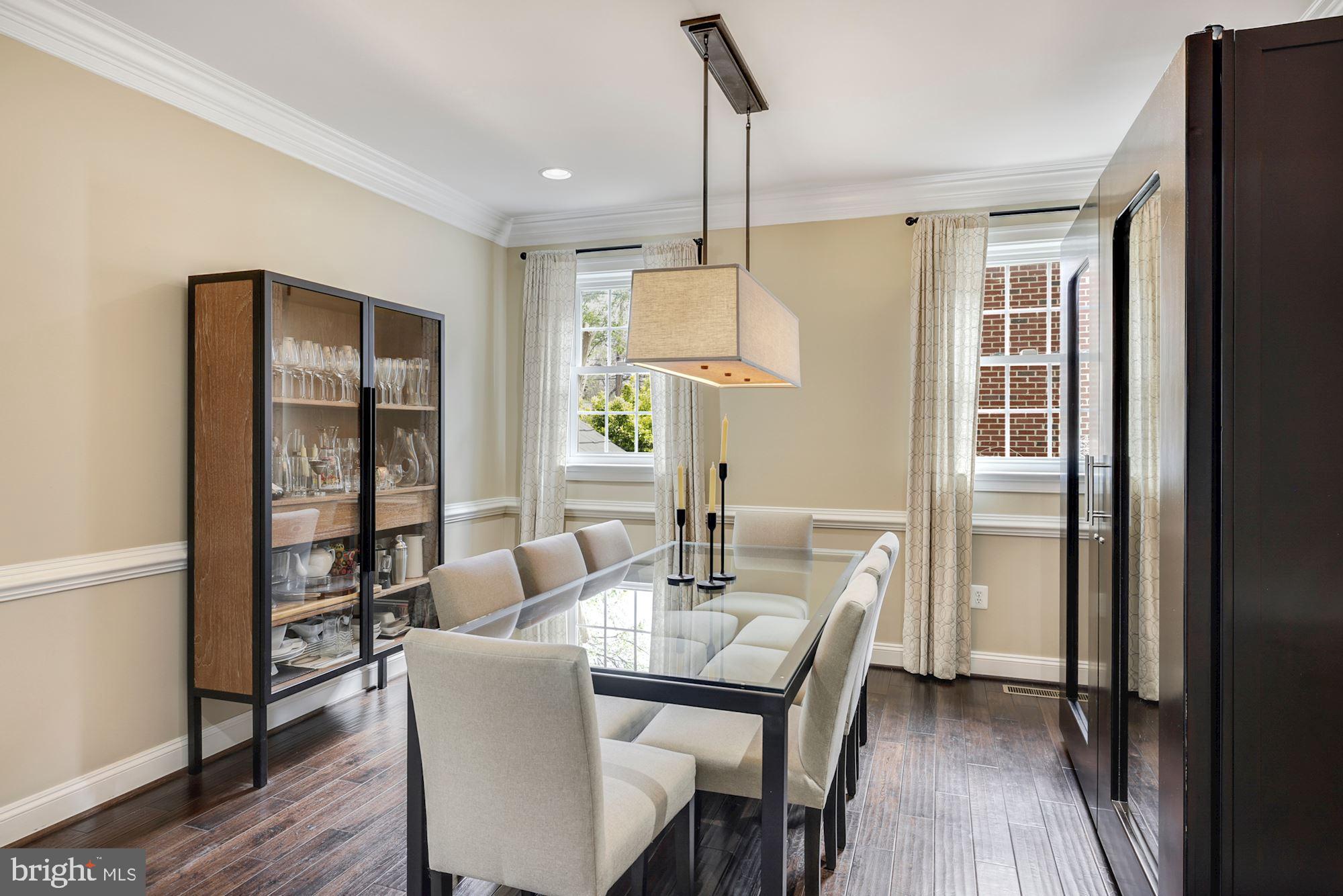 CHEVY CHASE - Residential