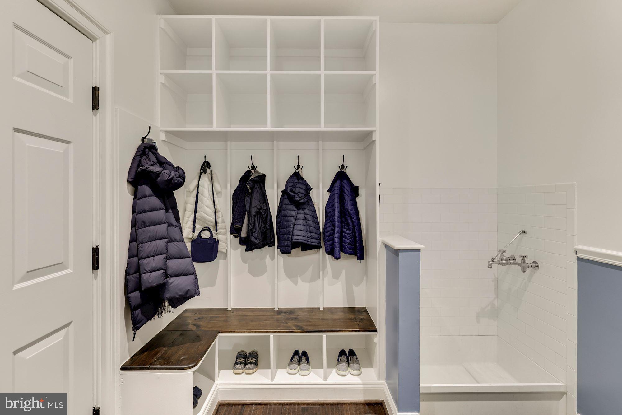 CHEVY CHASE - Residential