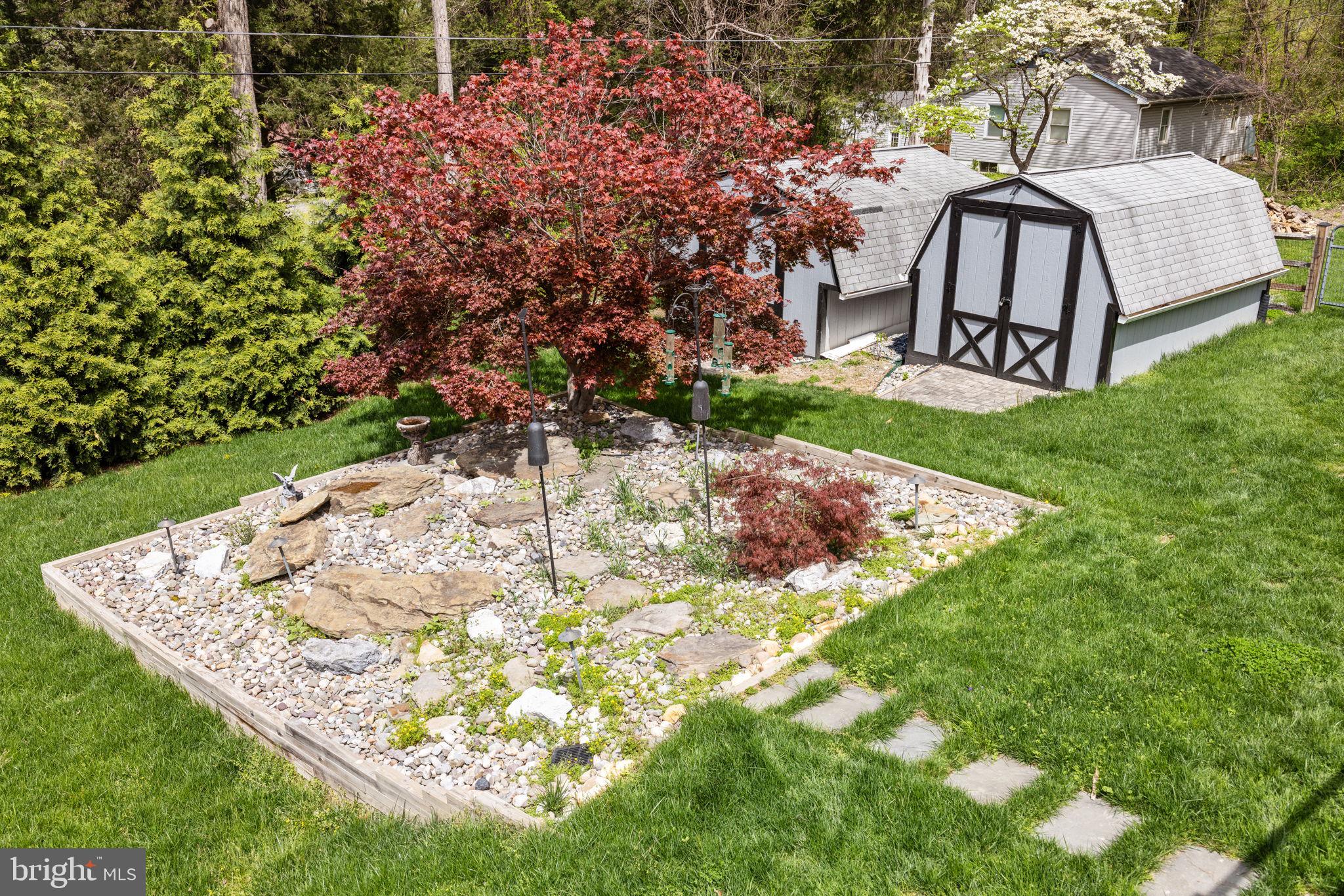 KEYES FERRY ACRES - Residential